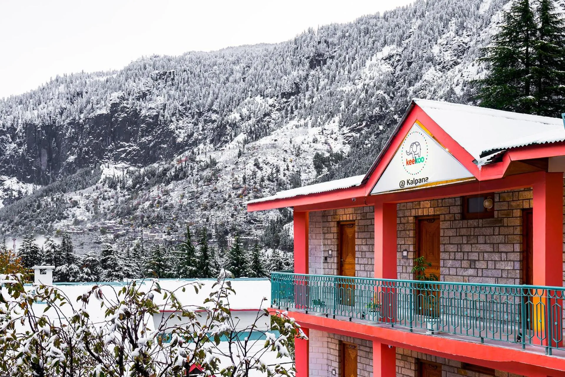 Property building in Zen Manali by Keekoo Stays