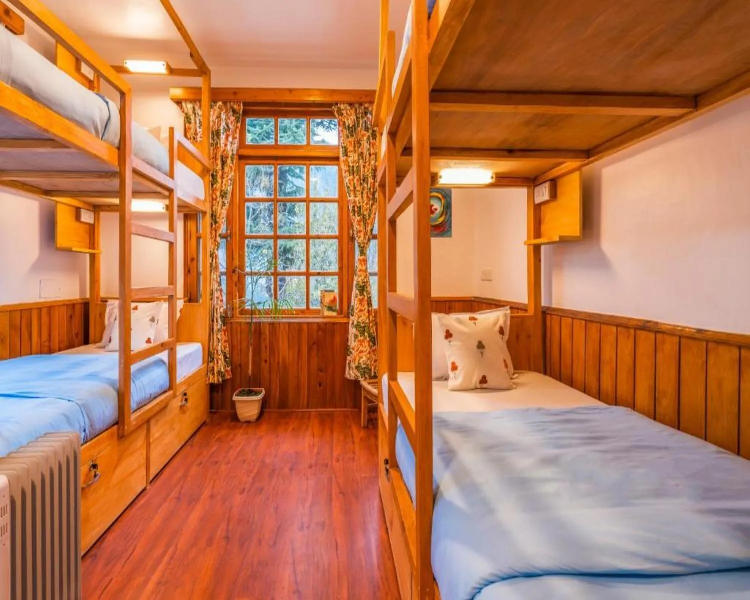 bunk bed, Bed in Zen Manali by Keekoo Stays
