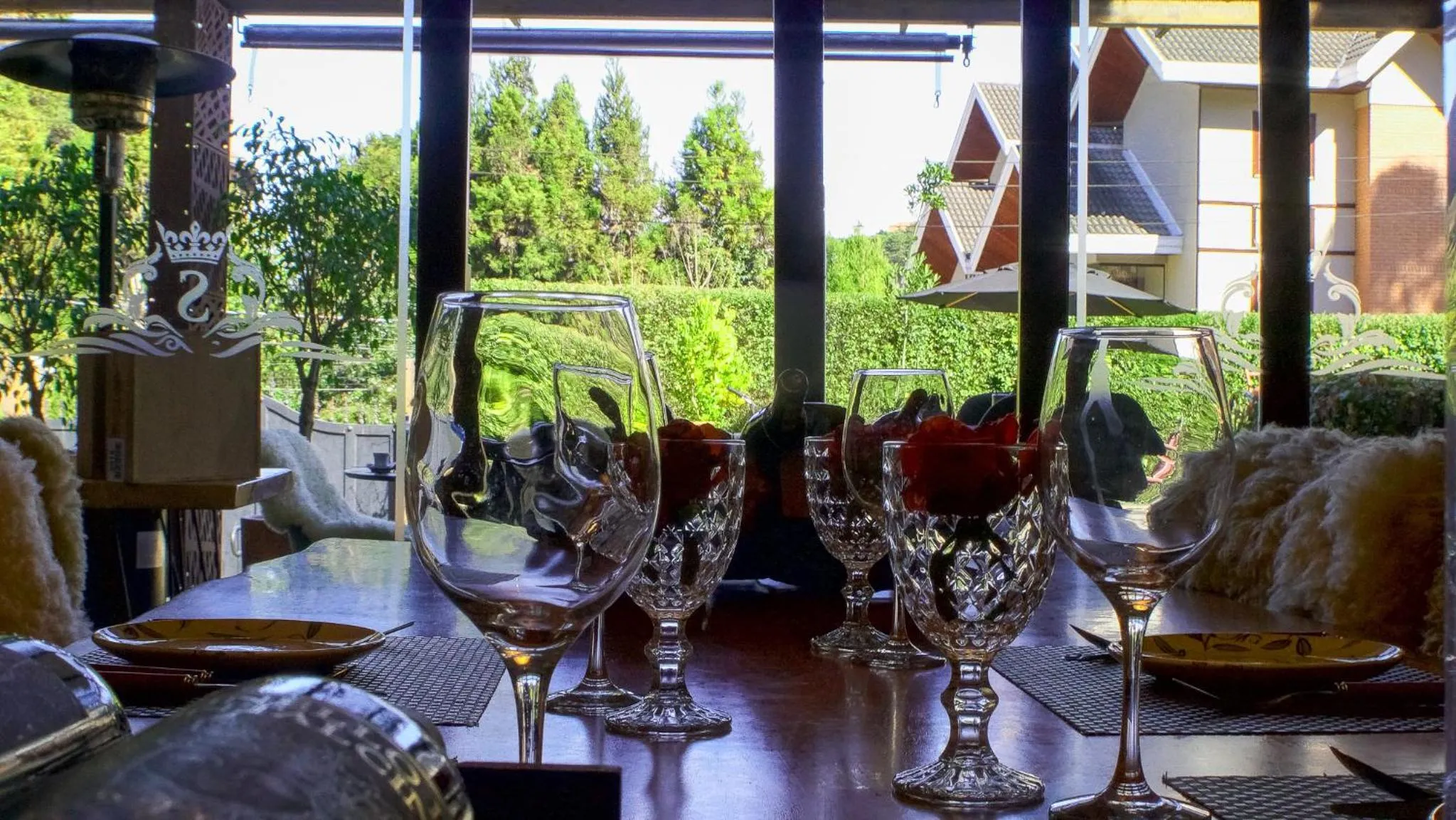 Restaurant/places to eat in Secreto Boutique Hotel