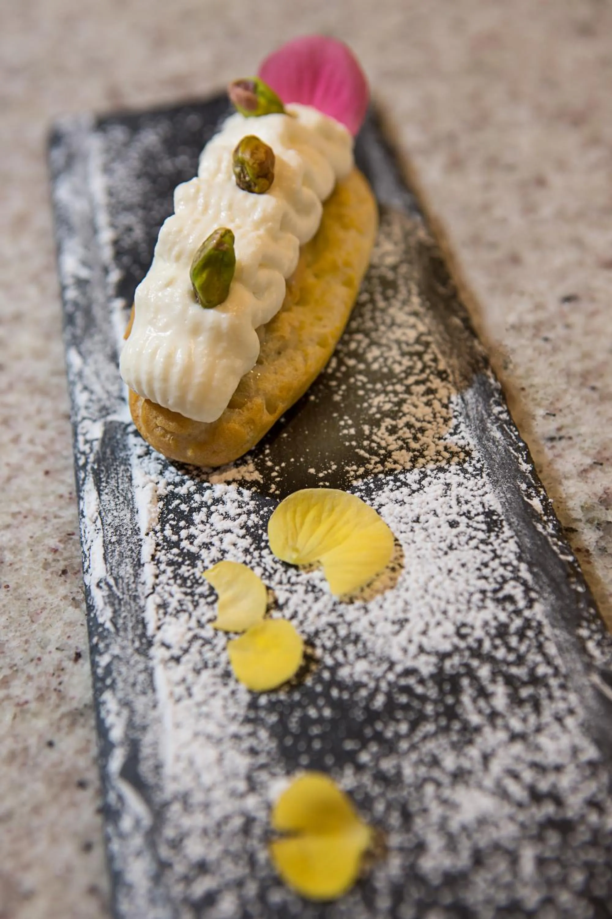 Restaurant/places to eat in Secreto Boutique Hotel