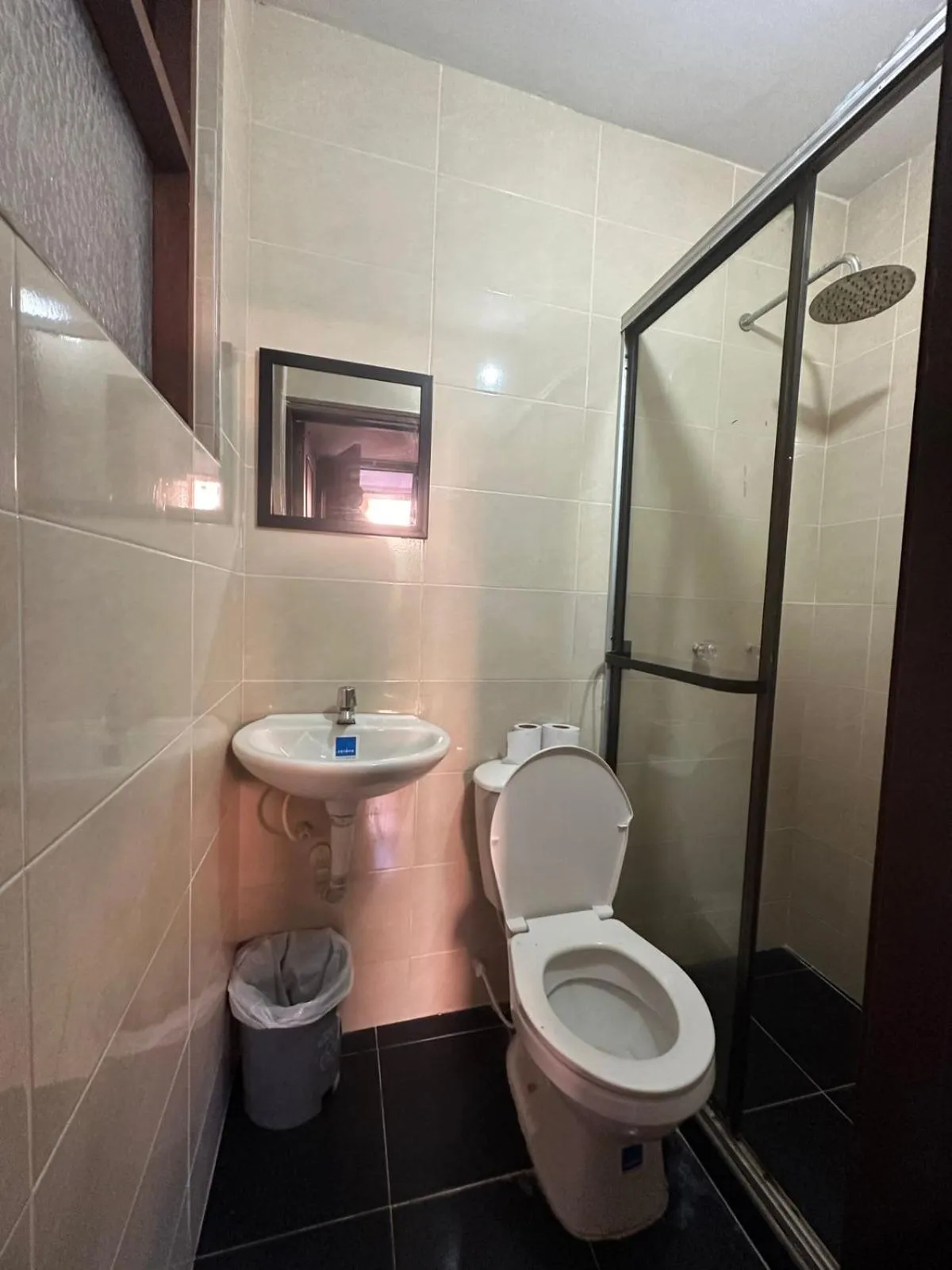 acogedor Hostal usaquen la parada del tren