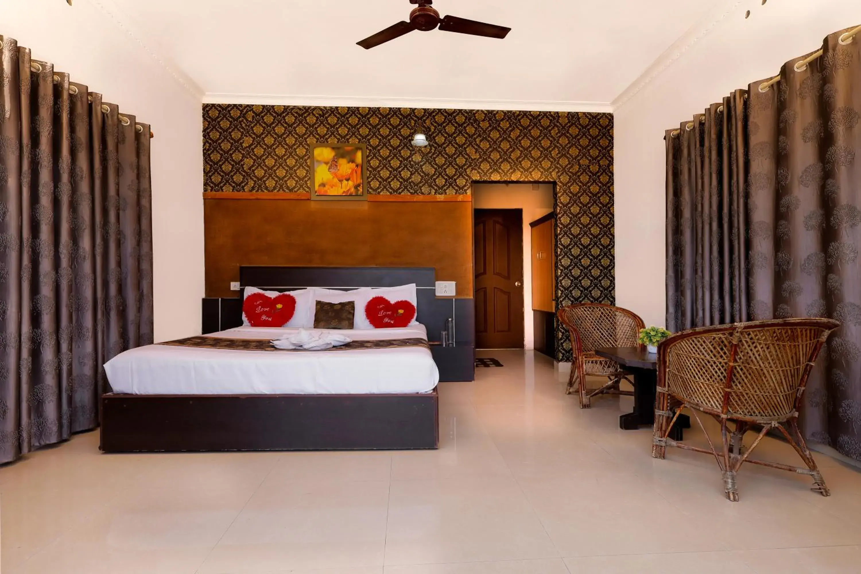 Superior Double or Twin Room in Green Trees Munnar Superior Double or Twin Room in Green Trees Munnar