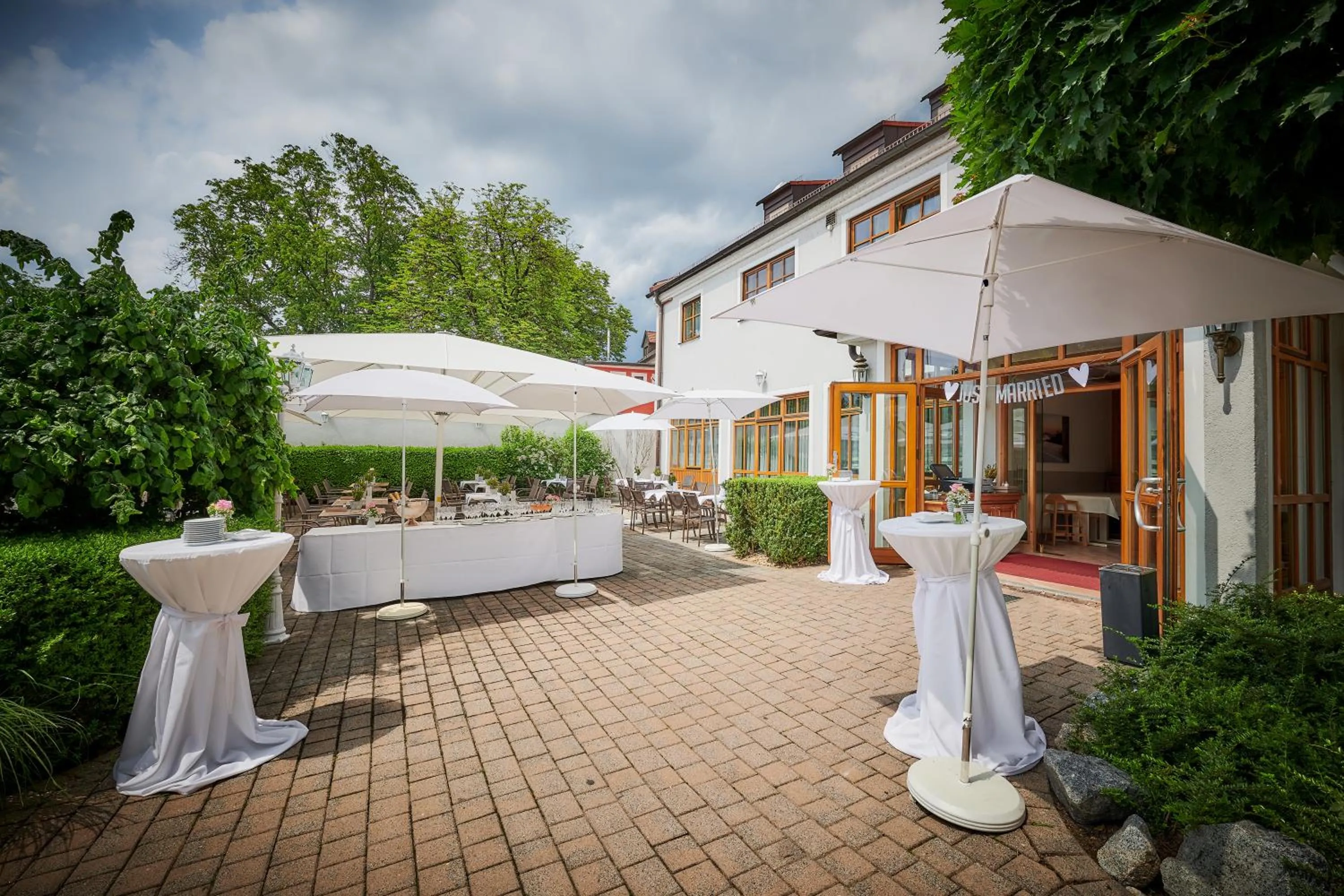 Patio in Posthotel Walhalla Regensburg Ost