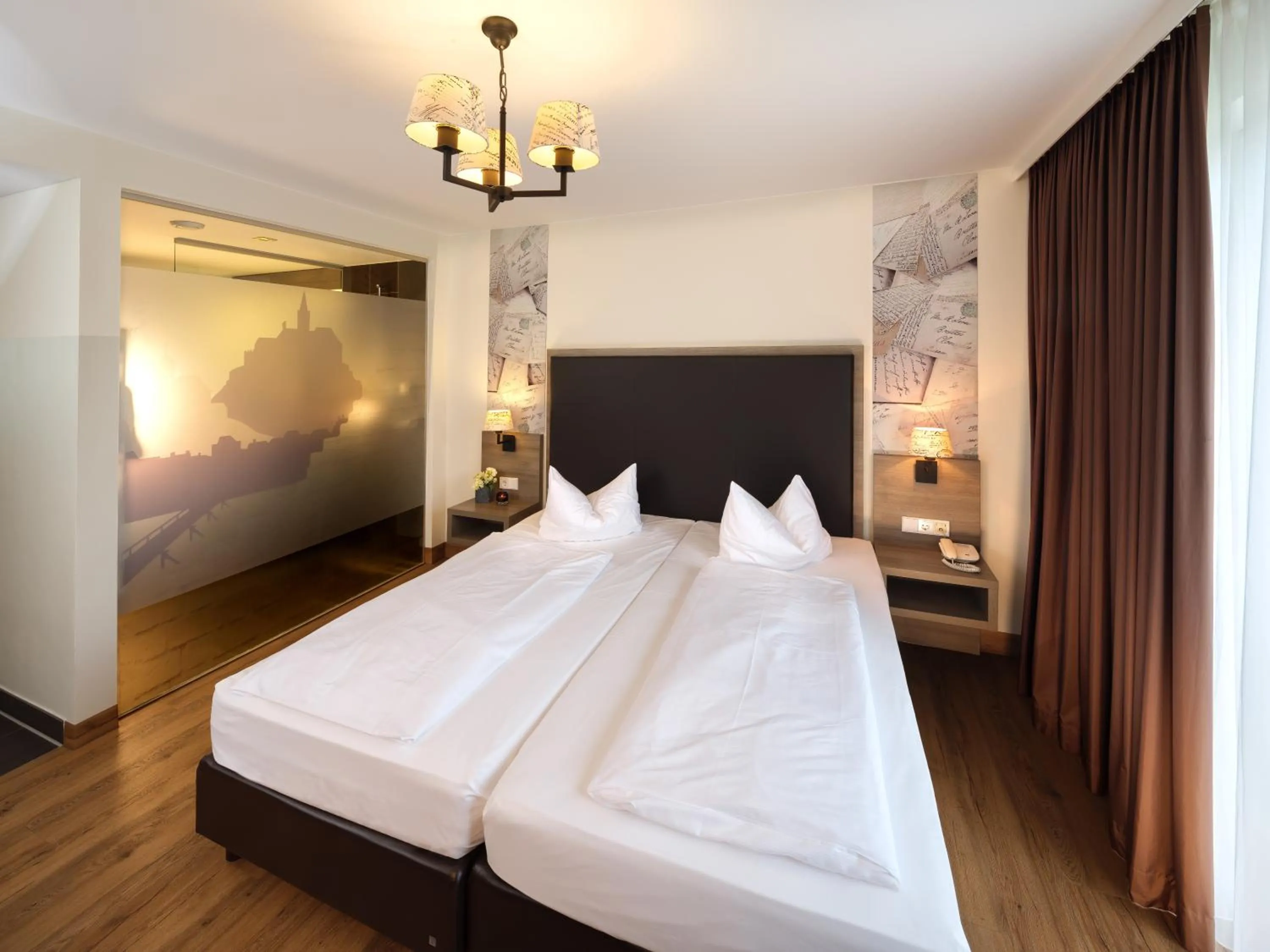 Bed in Posthotel Walhalla Regensburg Ost