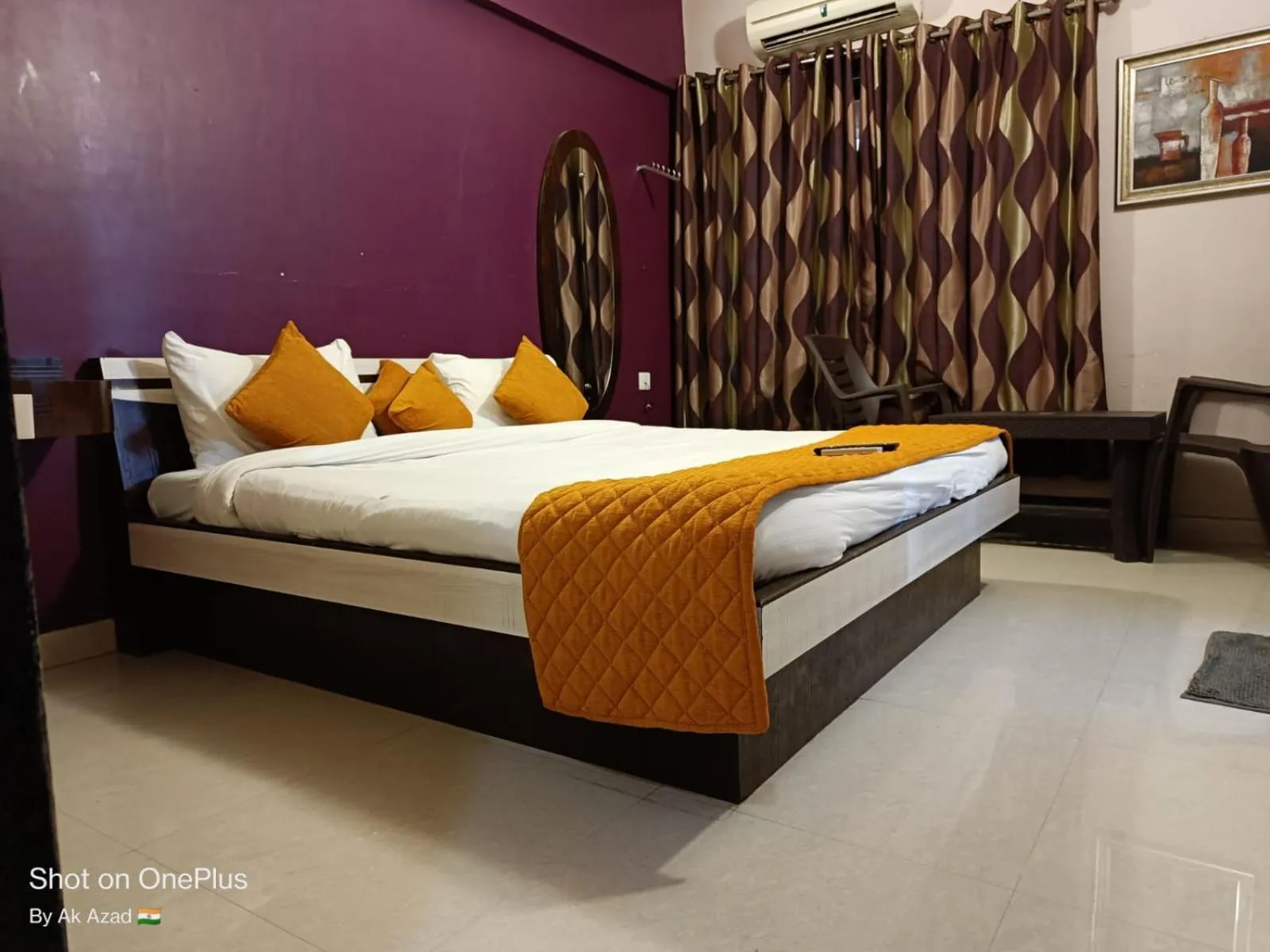 Bed in Igatpuri Hills Retreat