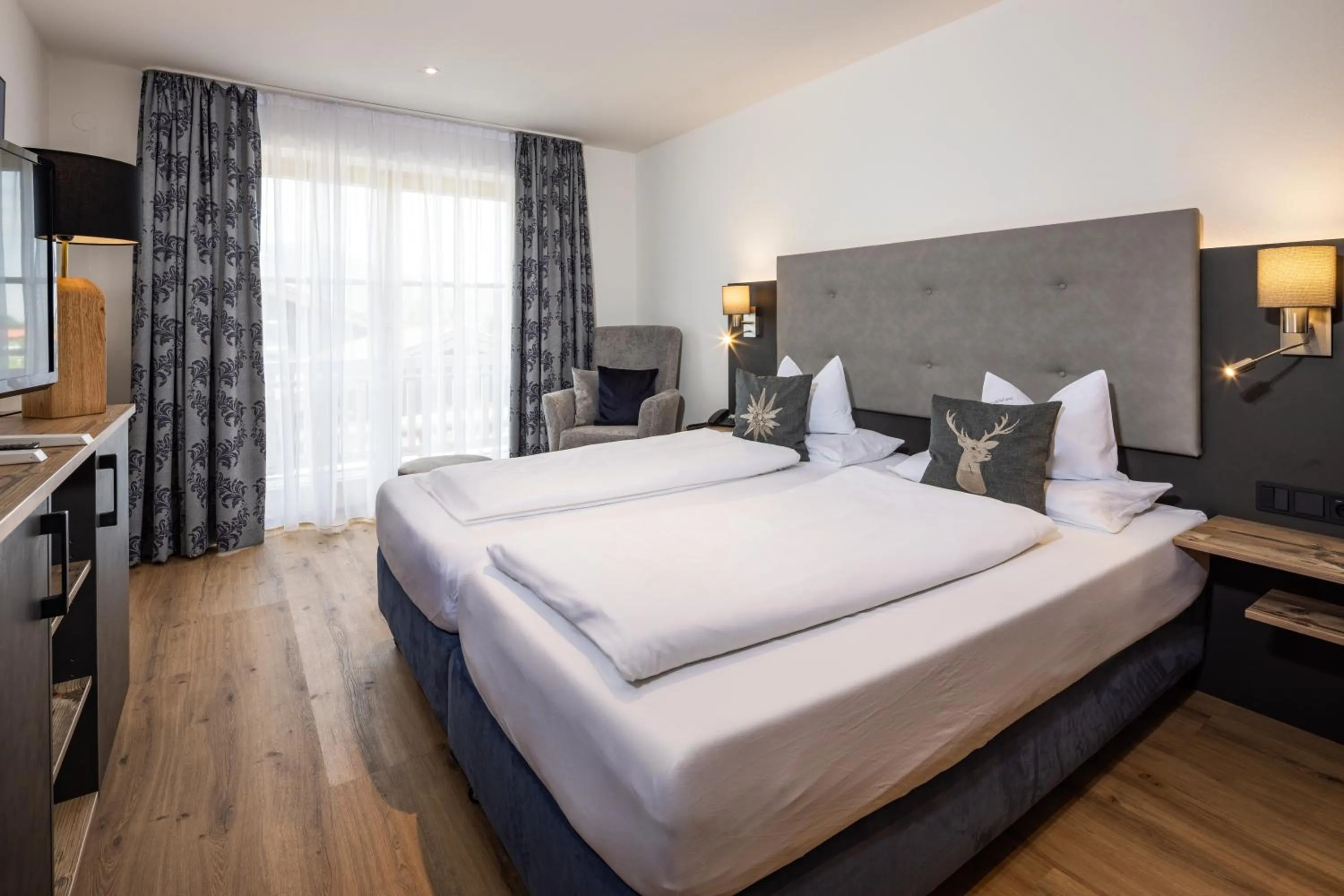 Bedroom, Bed in Hubertus Appartements Inzell