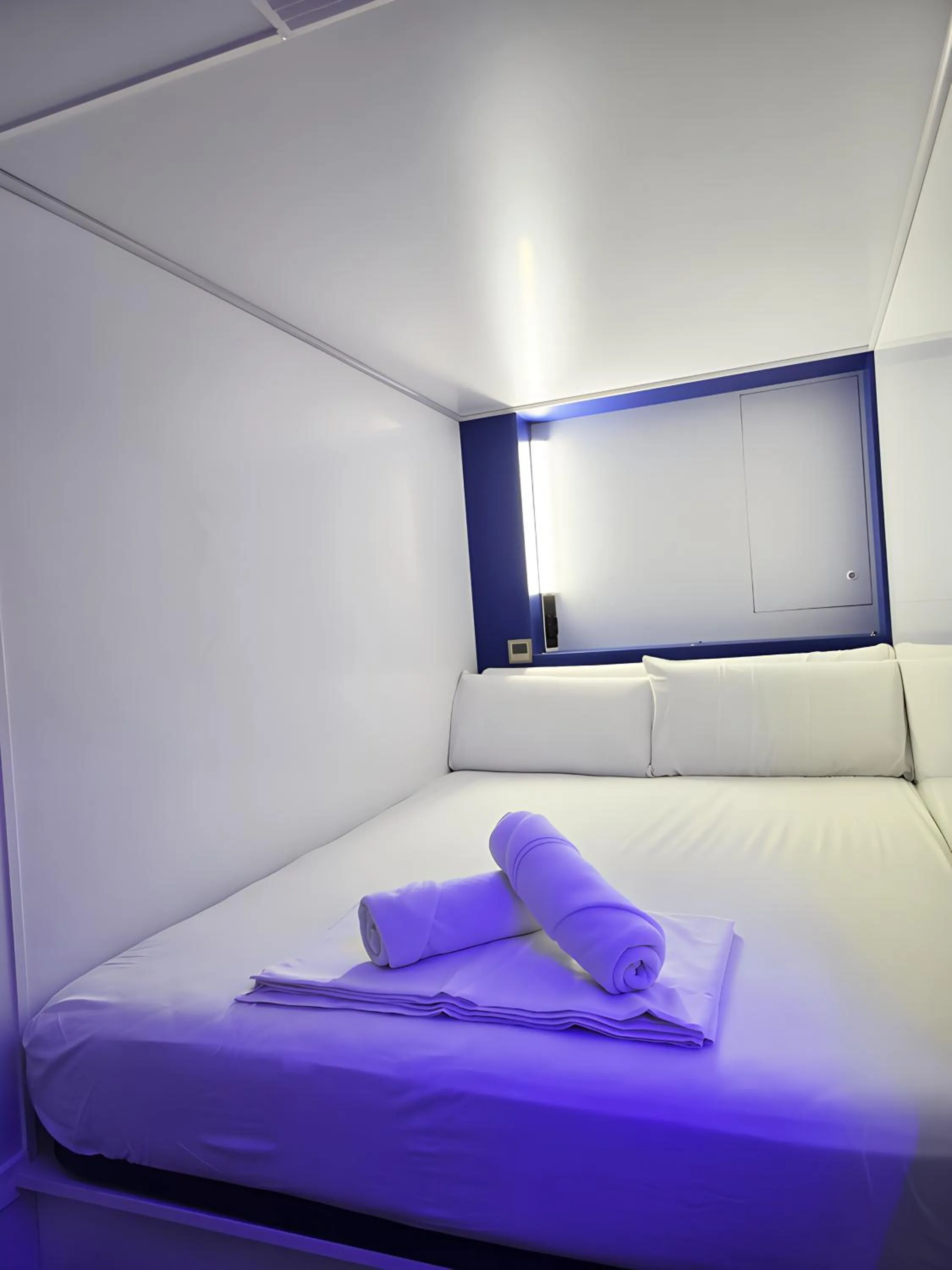 Bed in Modular Rooms