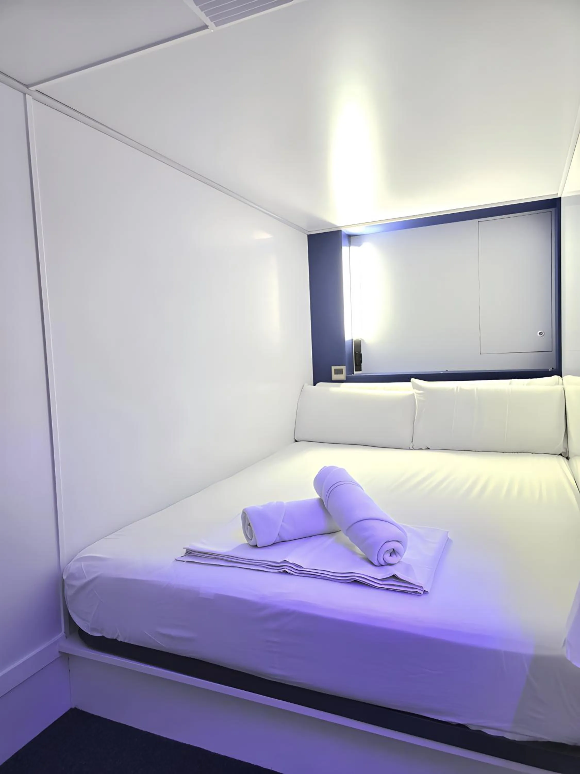 Bed in Modular Rooms