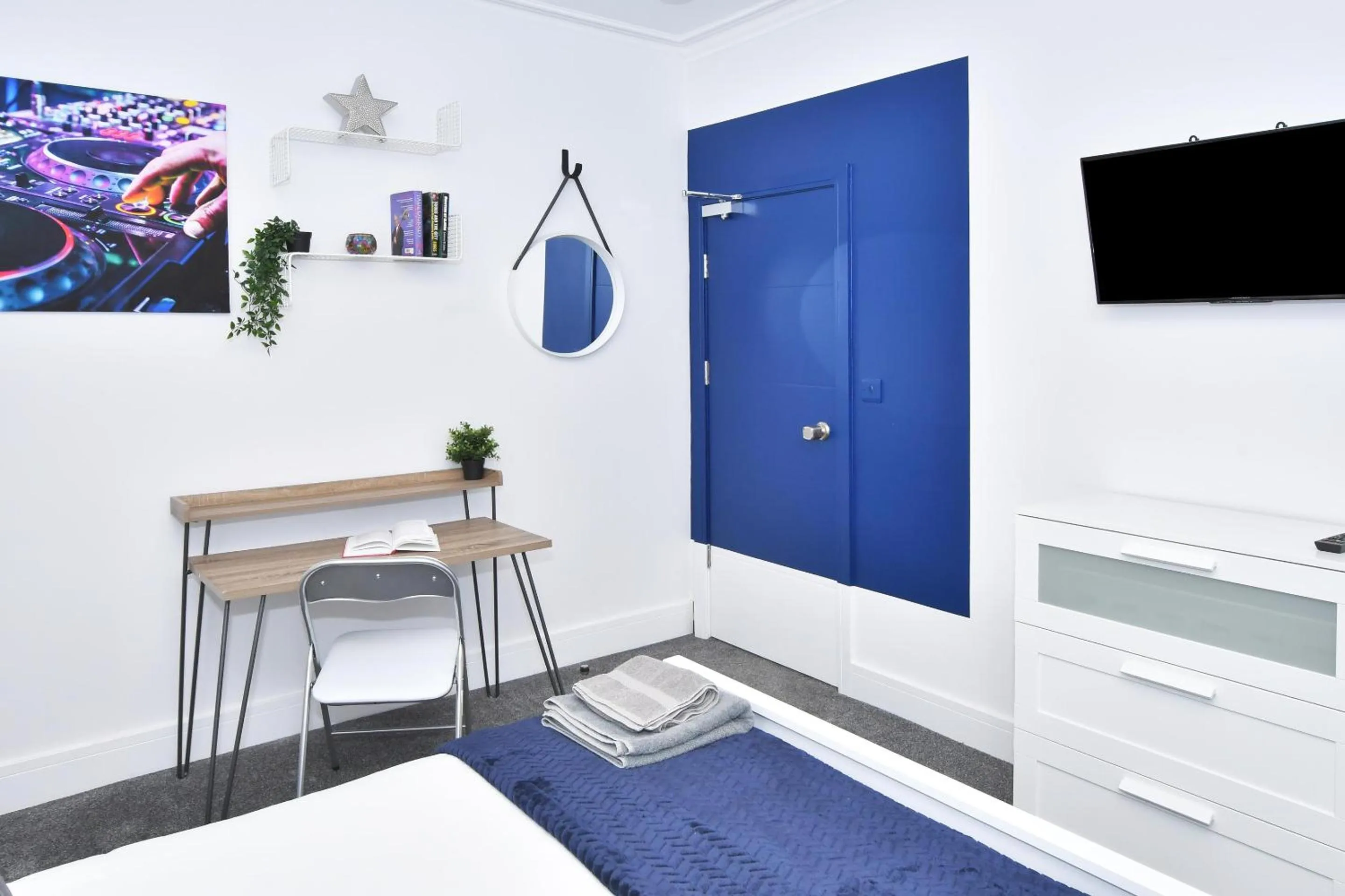 Bedroom in Townhouse @ 42 Minshull New Road Crewe