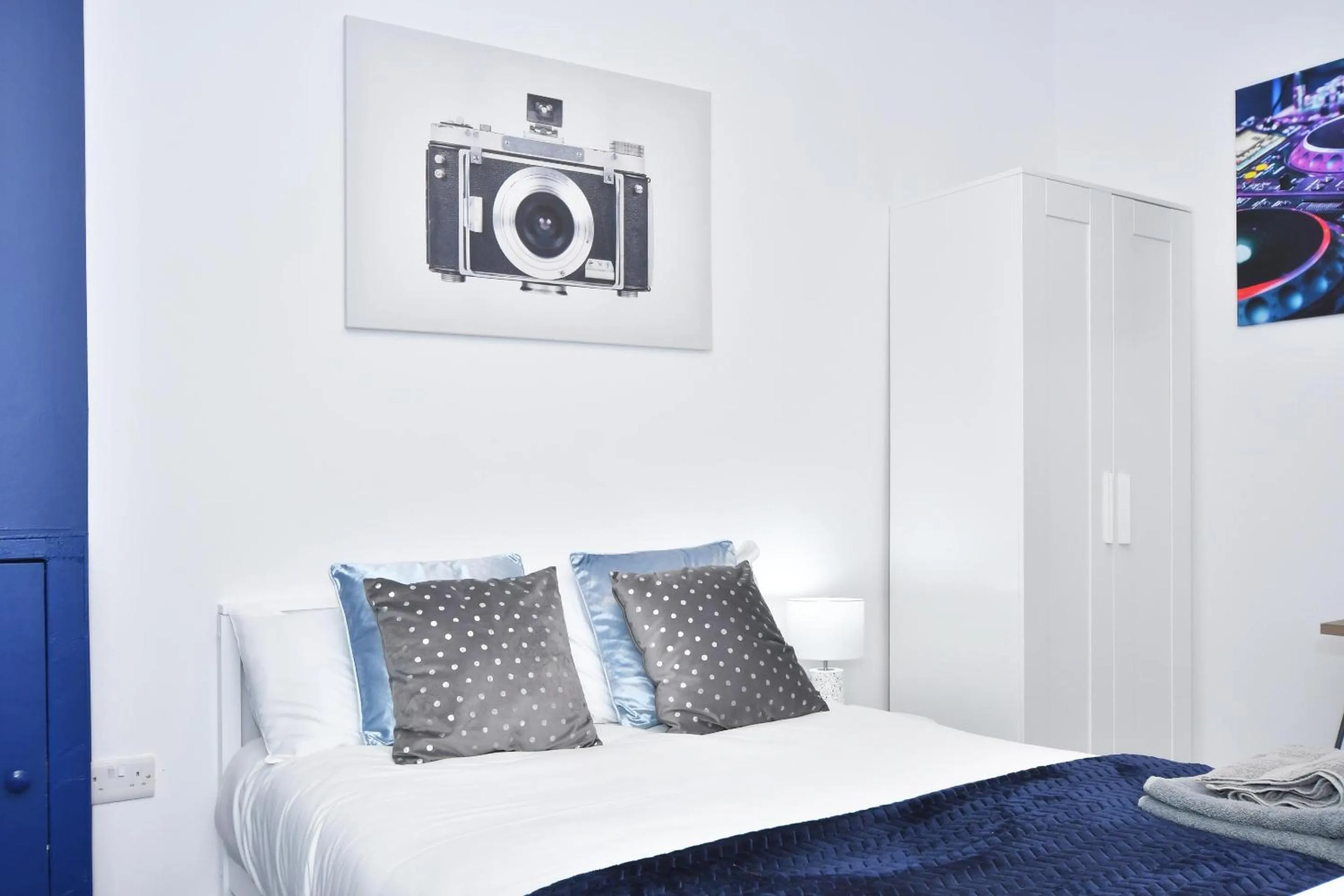 Bedroom, Bed in Townhouse @ 42 Minshull New Road Crewe