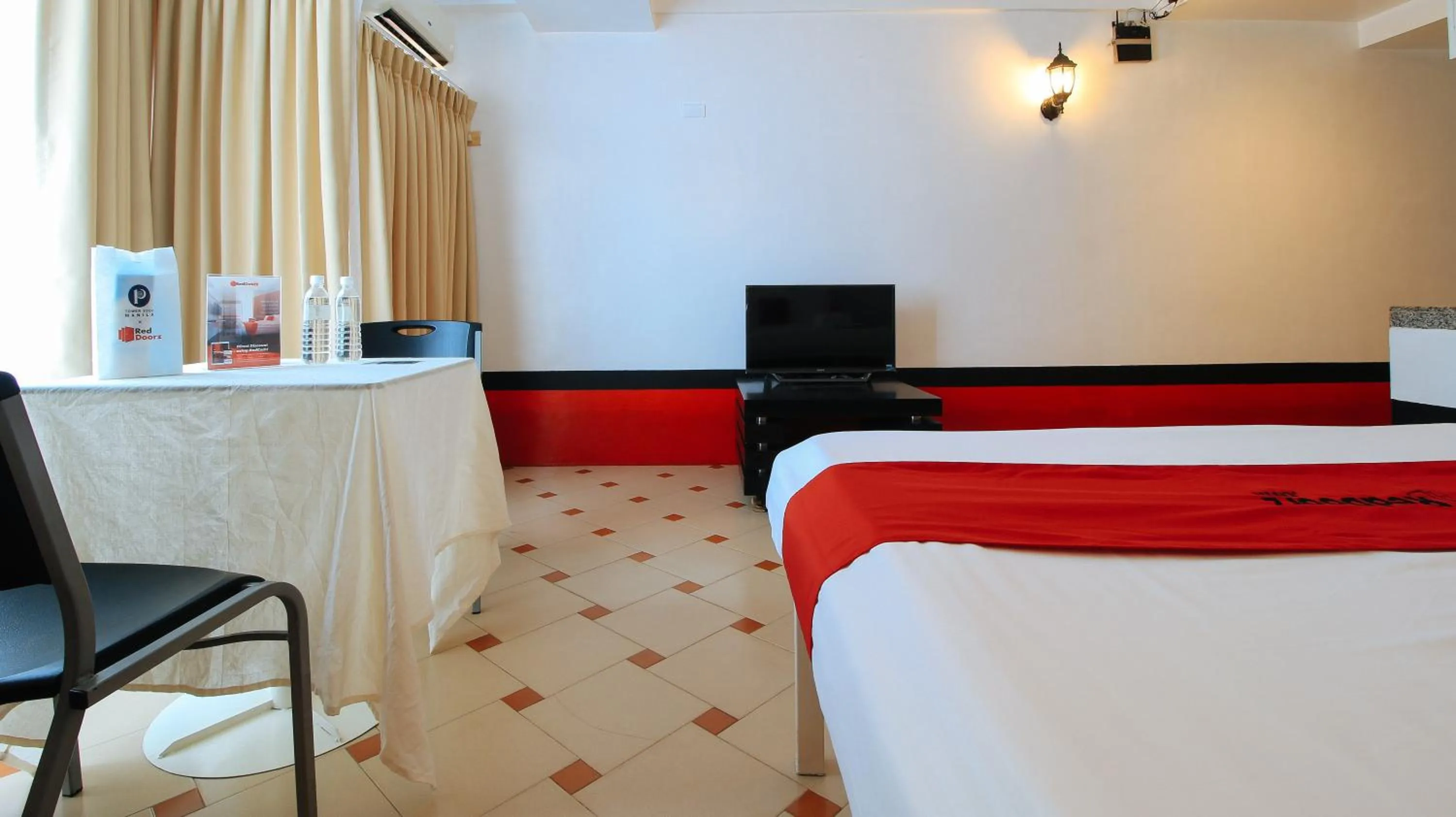 Bedroom, Bed in RedDoorz at The Providence Tower