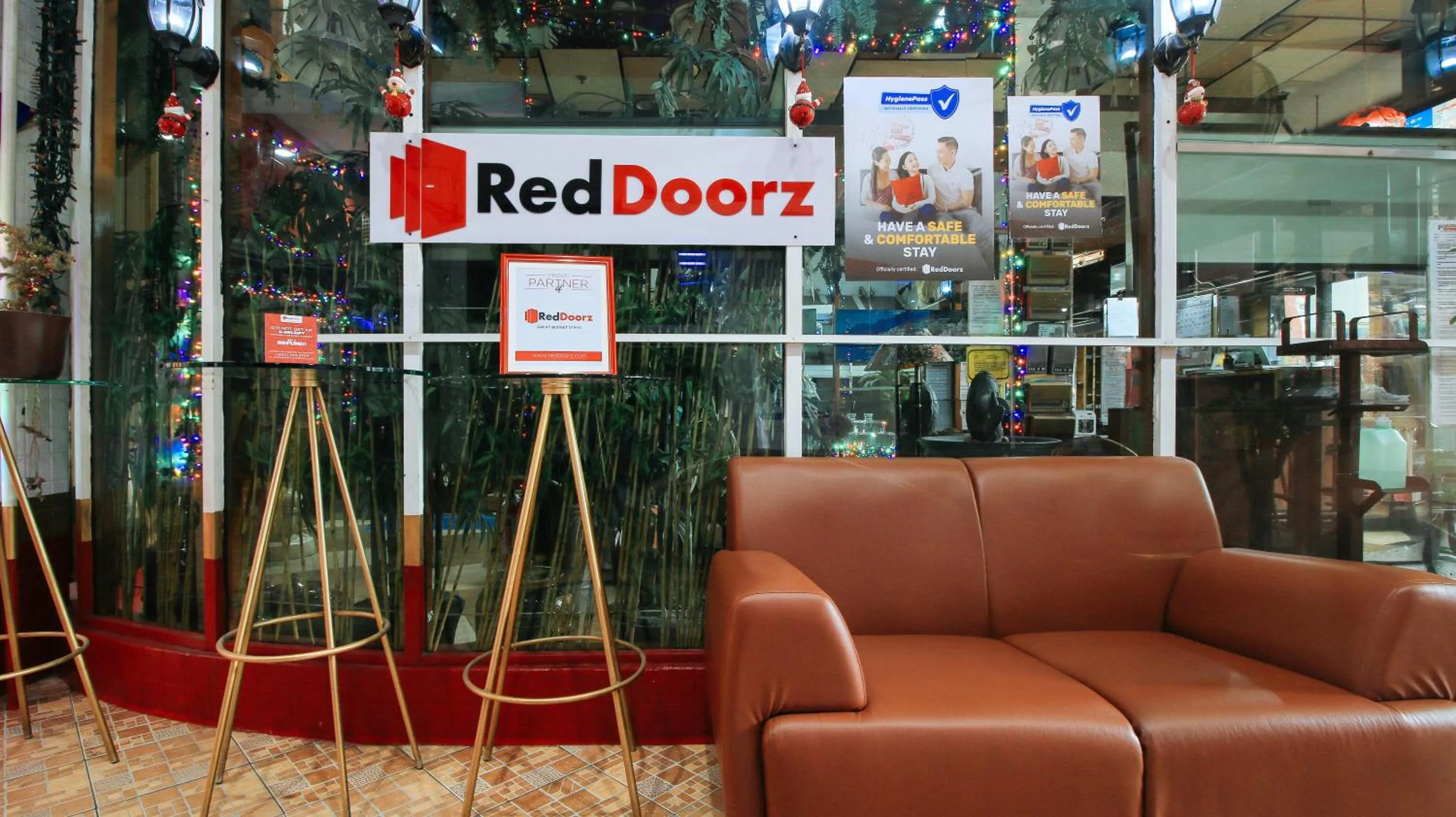 Lobby or reception in RedDoorz at The Providence Tower