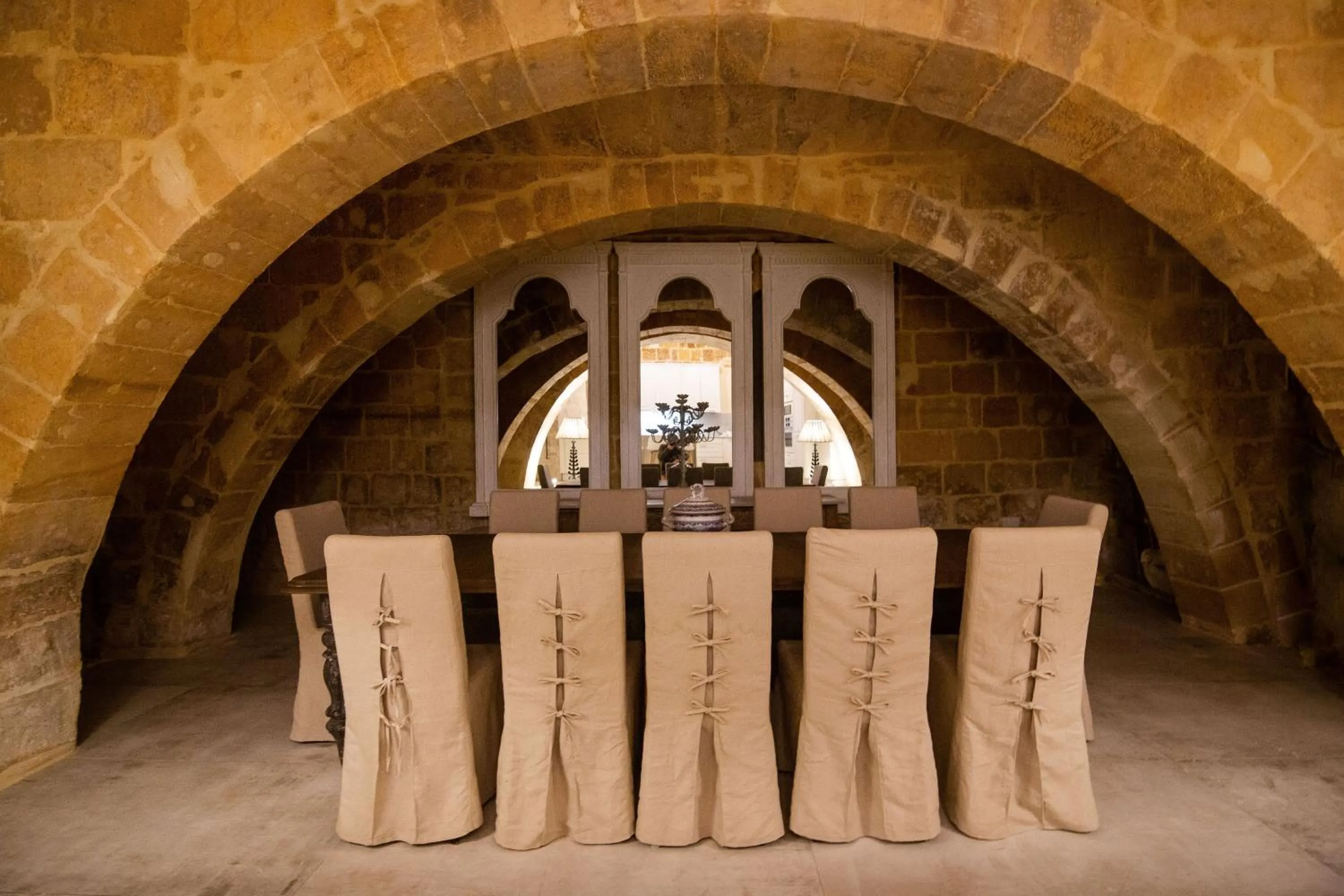 Dining area in Palazzino Birgu Host Family Bed and Breakfast