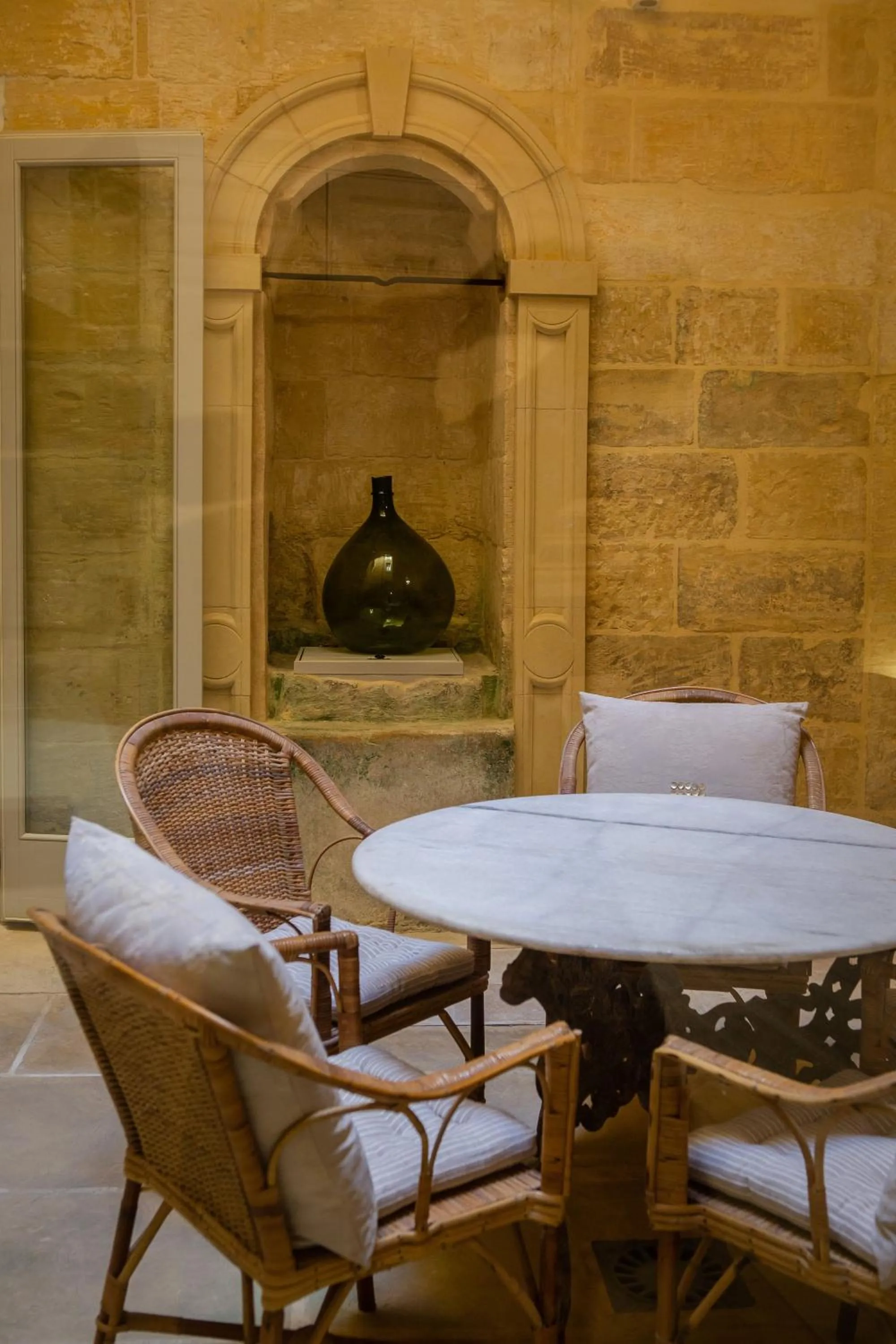 Garden in Palazzino Birgu Host Family Bed and Breakfast