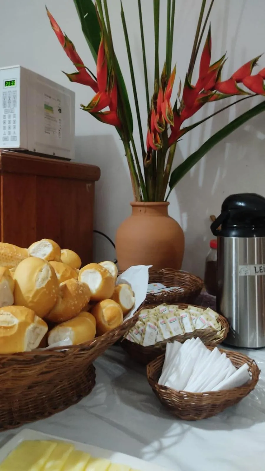 Food and drinks in Pousada Ponta da Baleia