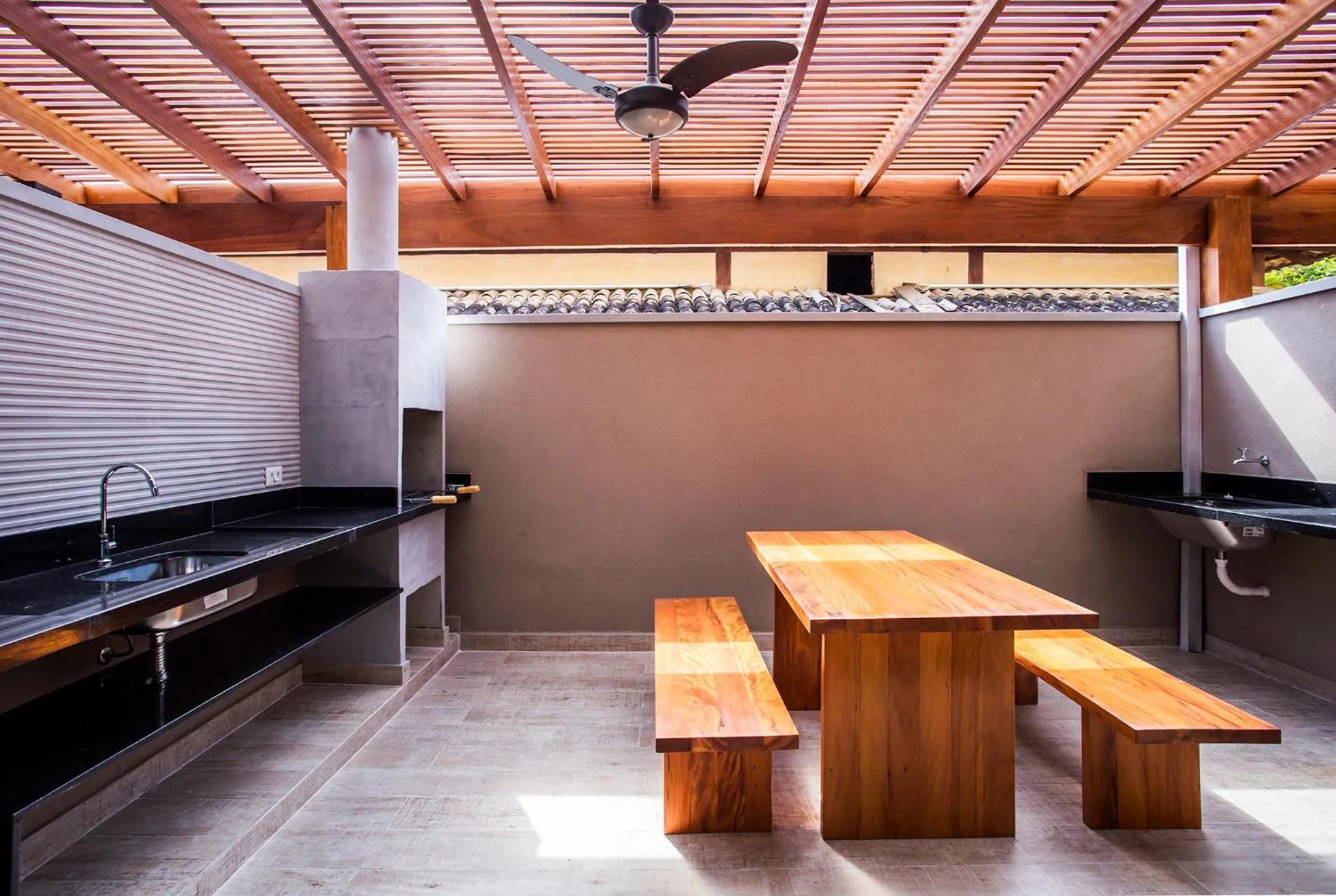 BBQ facilities in Residencial Marina Del Sol