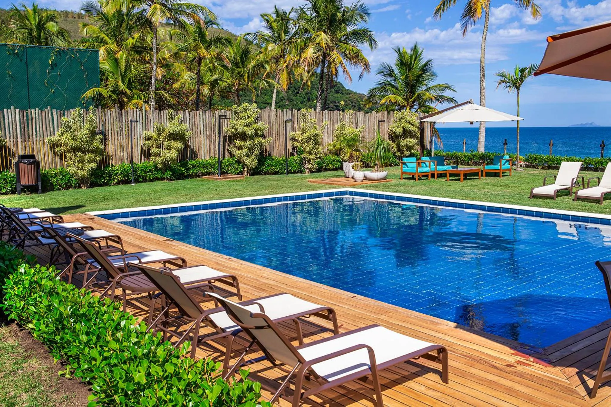 Swimming pool in Residencial Marina Del Sol