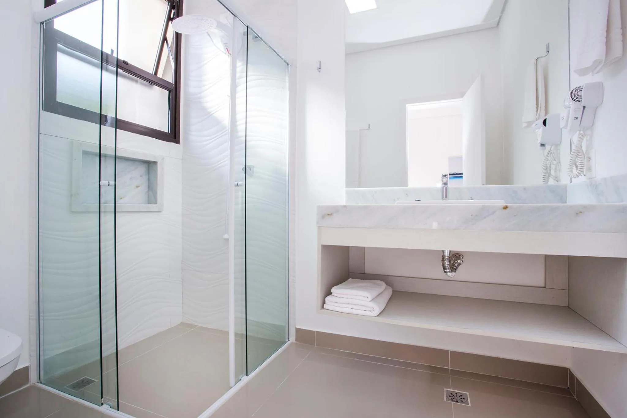 Shower in Residencial Marina Del Sol