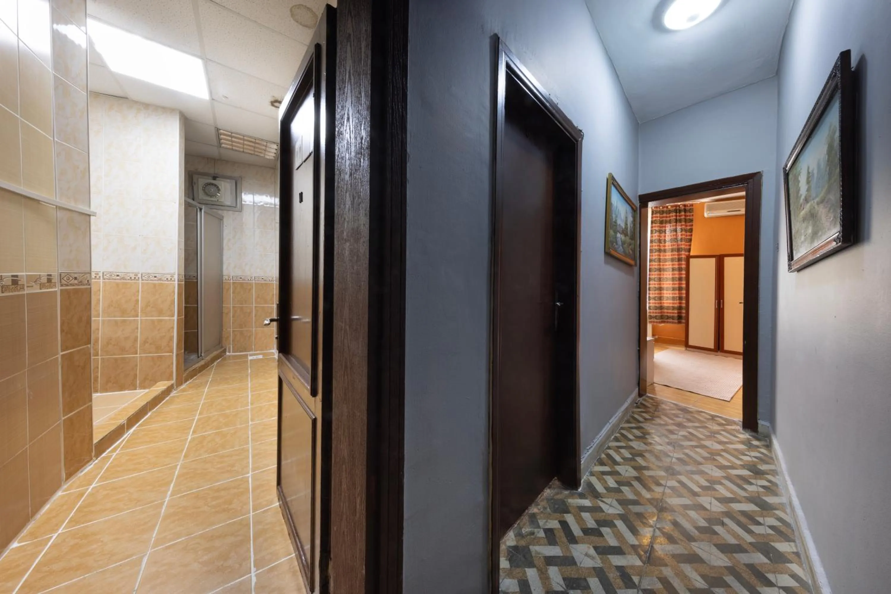 Shower in Bahaus Guesthouse Hostel