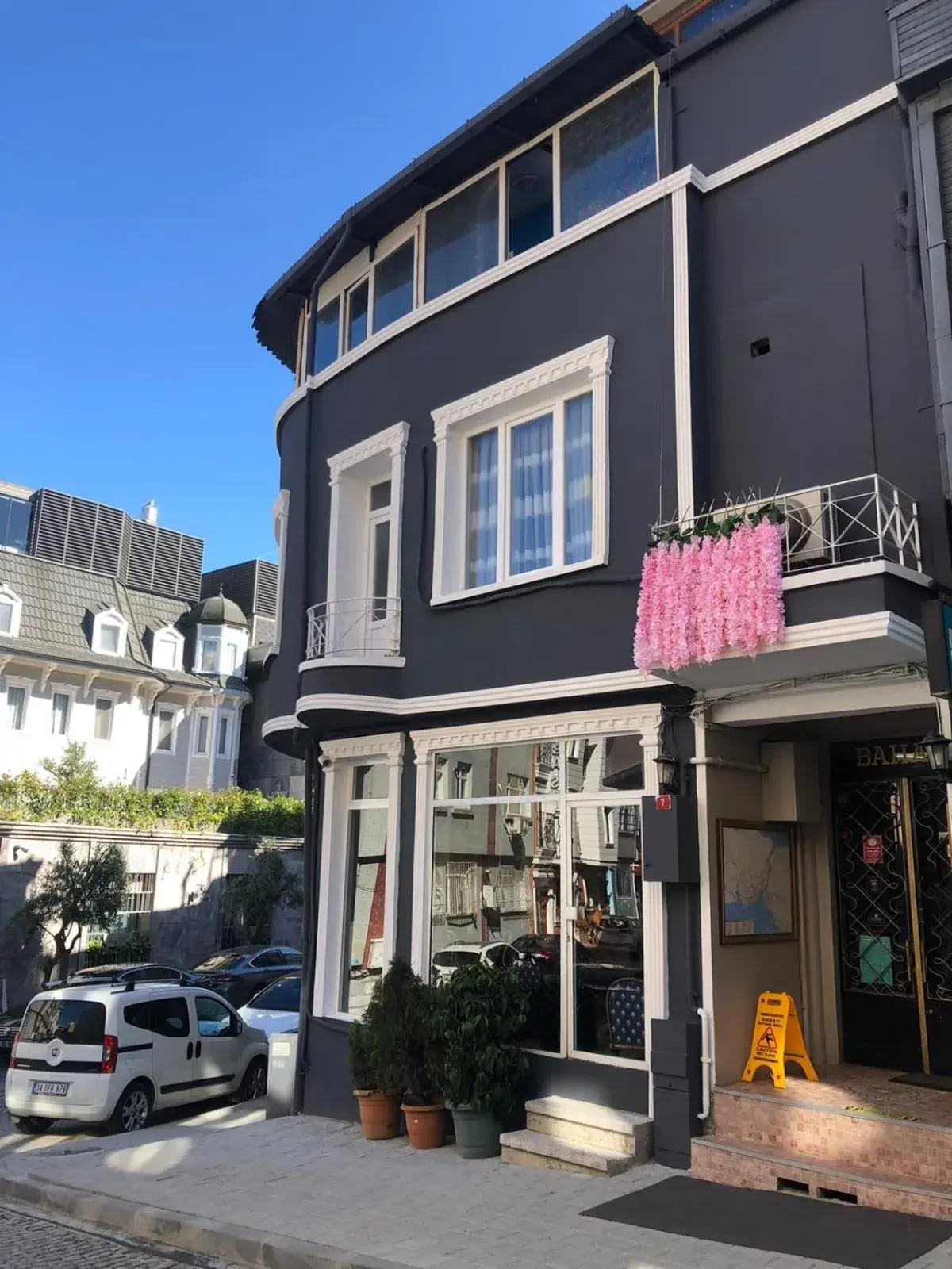 Economy Twin Room in Bahaus Guesthouse Hostel Economy Twin Room in Bahaus Guesthouse Hostel