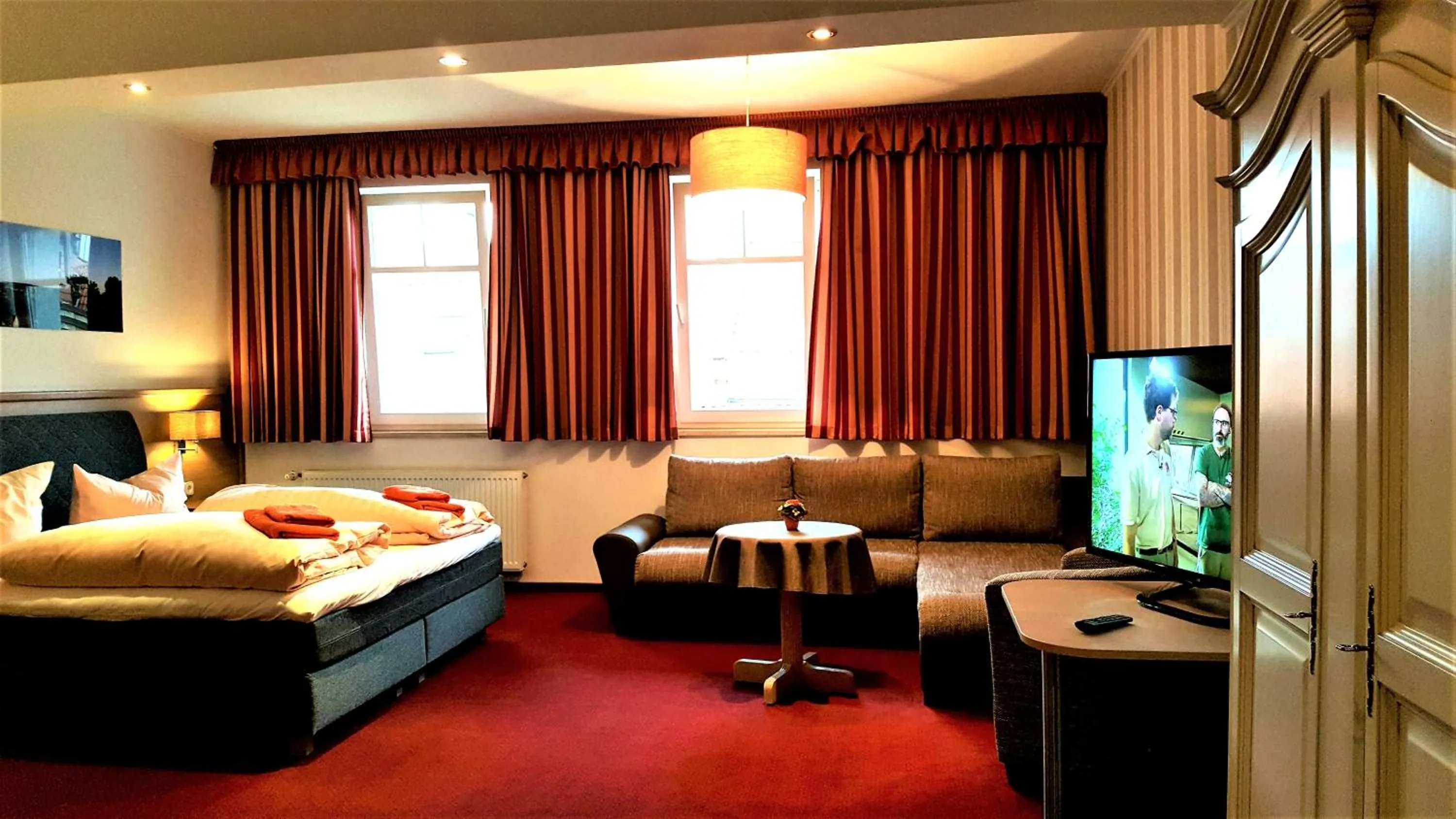 Photo of the whole room, Bed in Apart Hotel Wernigerode