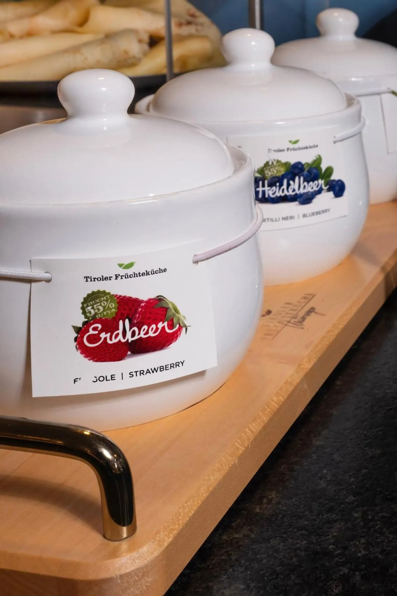 Breakfast in Villa Flöckner Bed & Breakfast