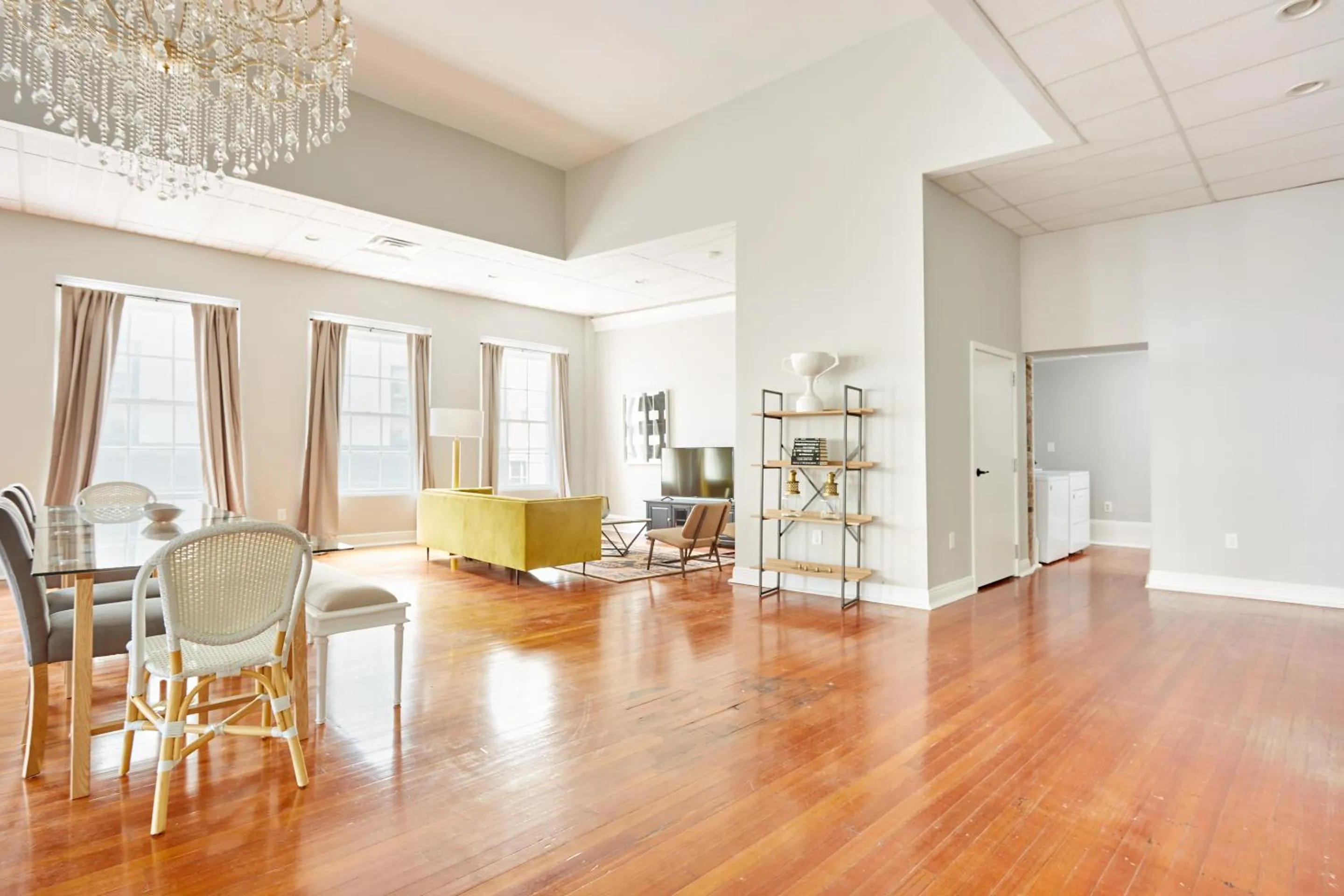 Sonder Baronne Manor