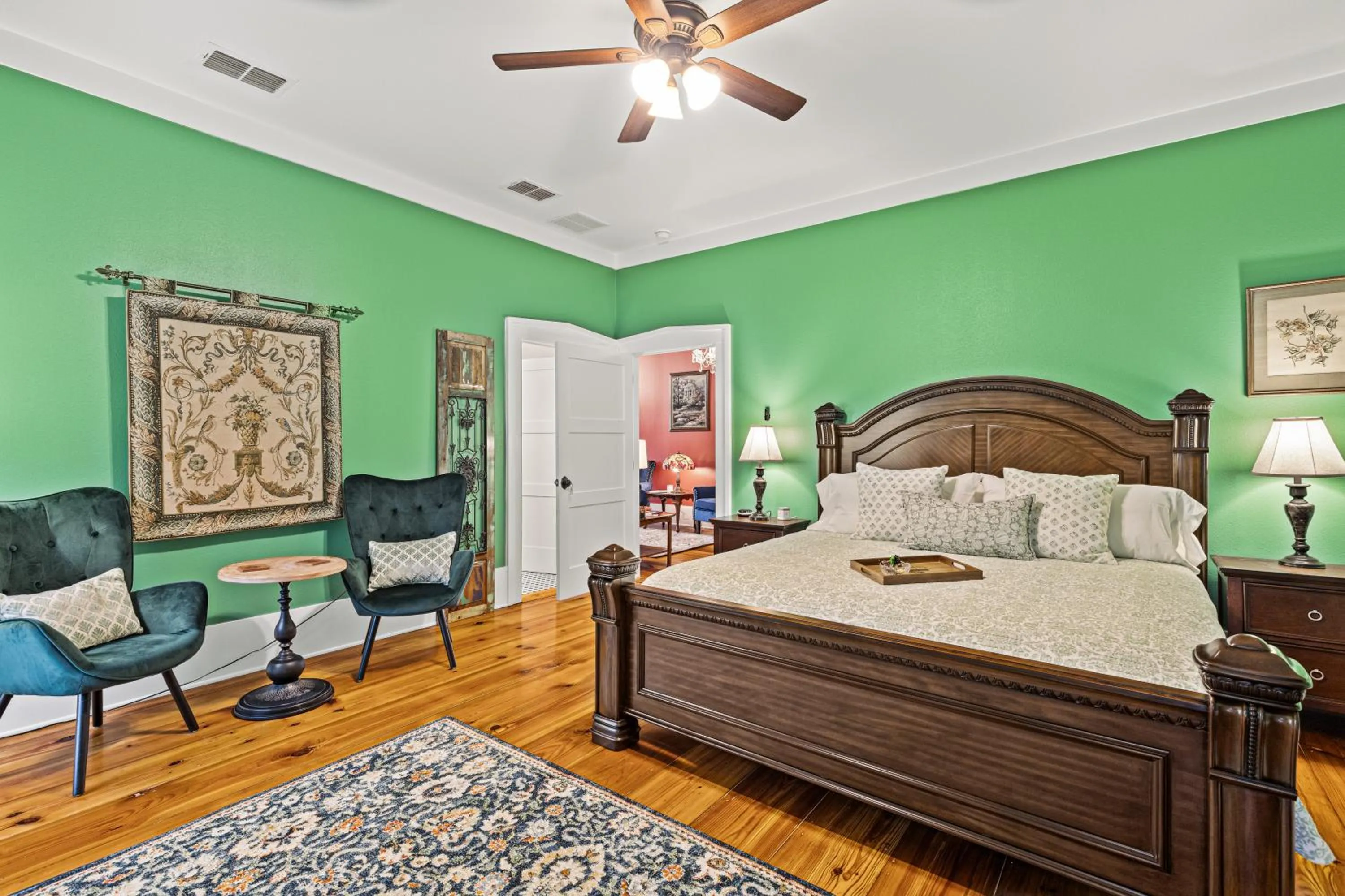 Bed in The Steamboat Inn