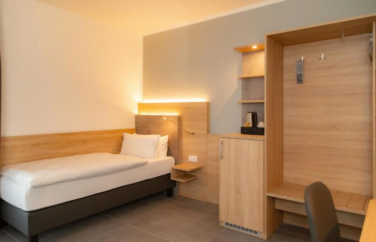 Bed in Hotel Schwarzes Ross