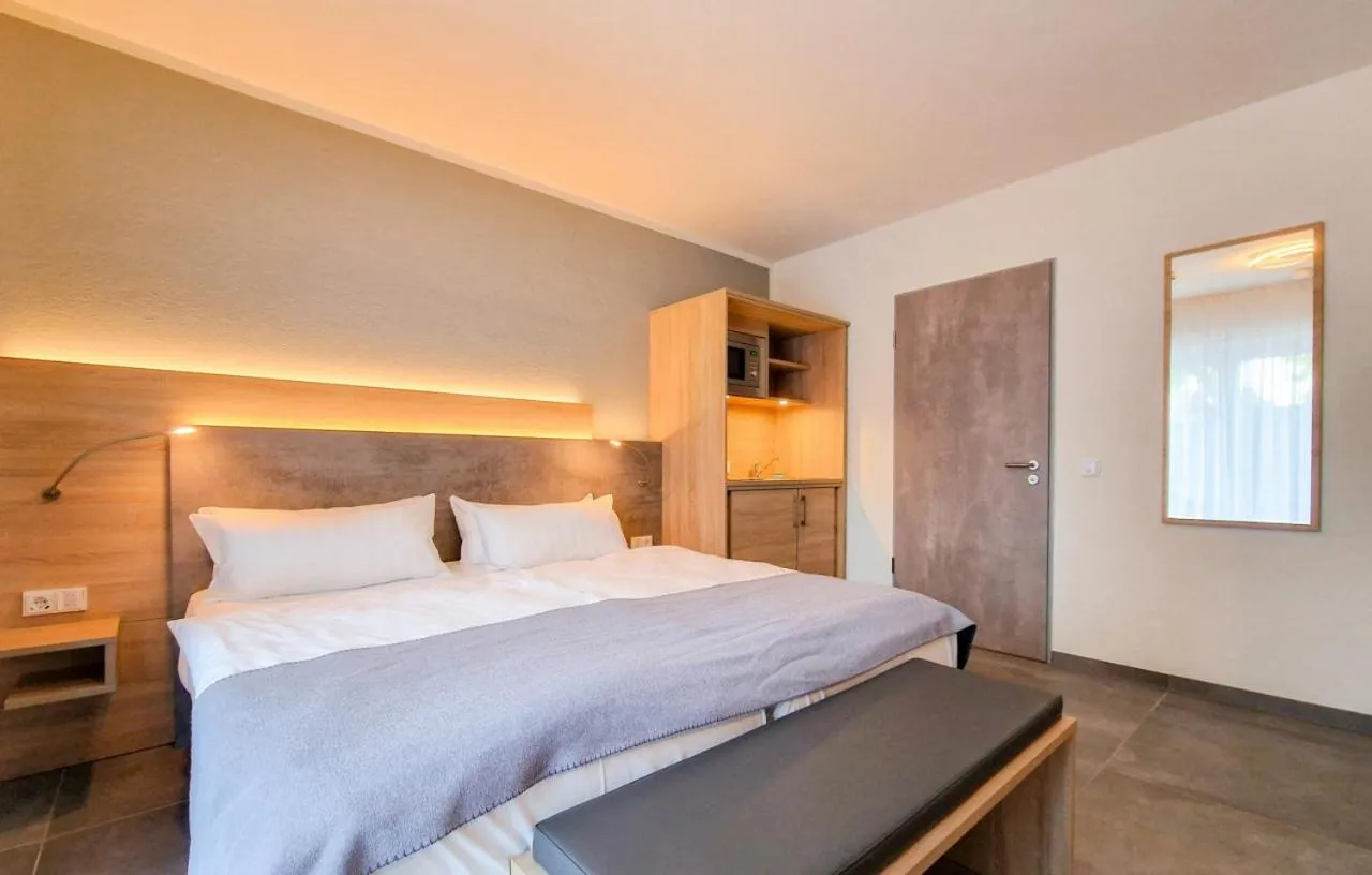 Bed in Hotel Schwarzes Ross