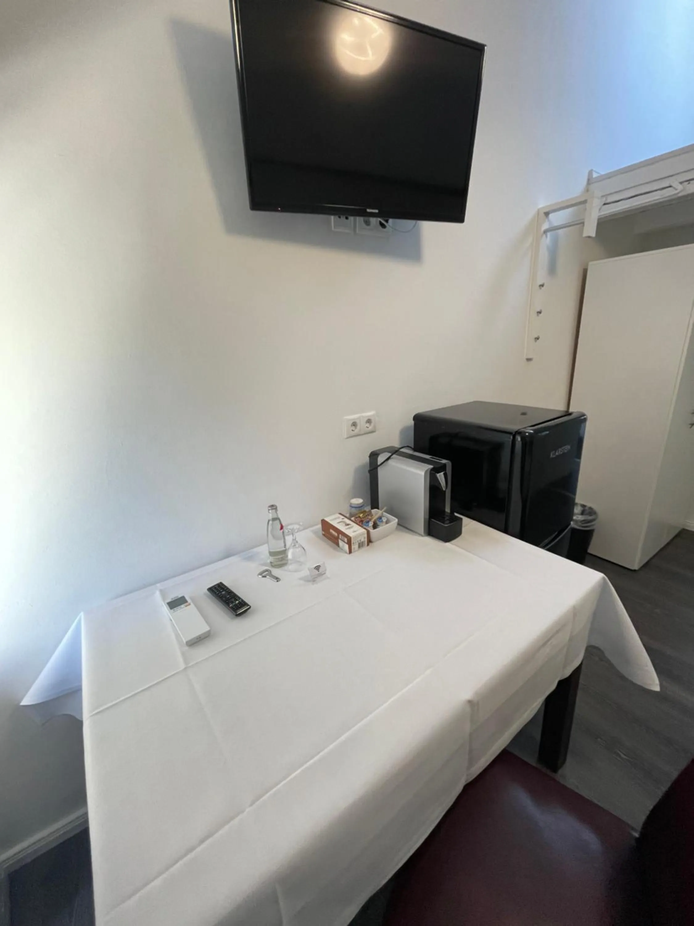 TV and multimedia in Hotel Schwarzes Ross