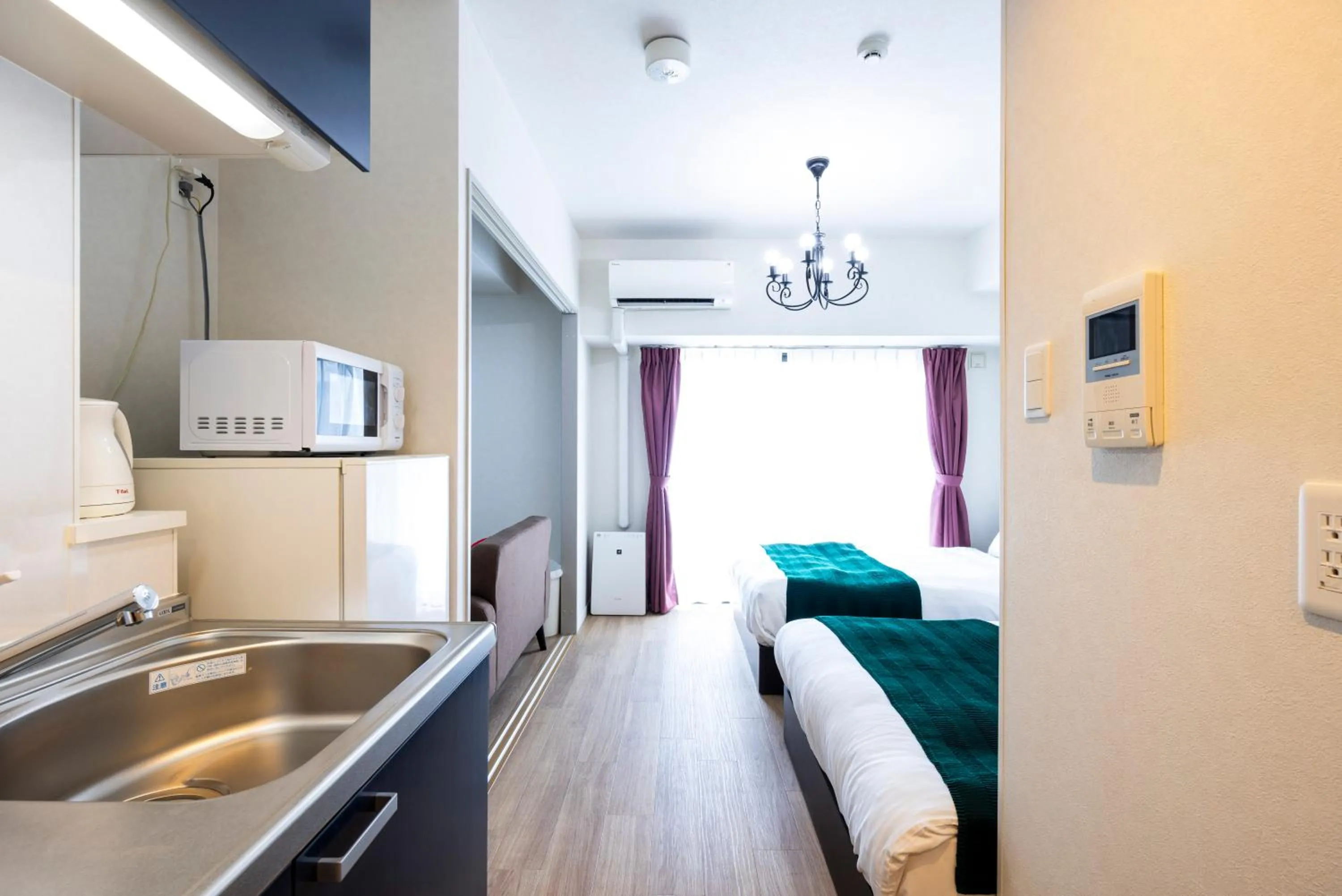 Photo of the whole room, Bed in Riverside Inn Hakata