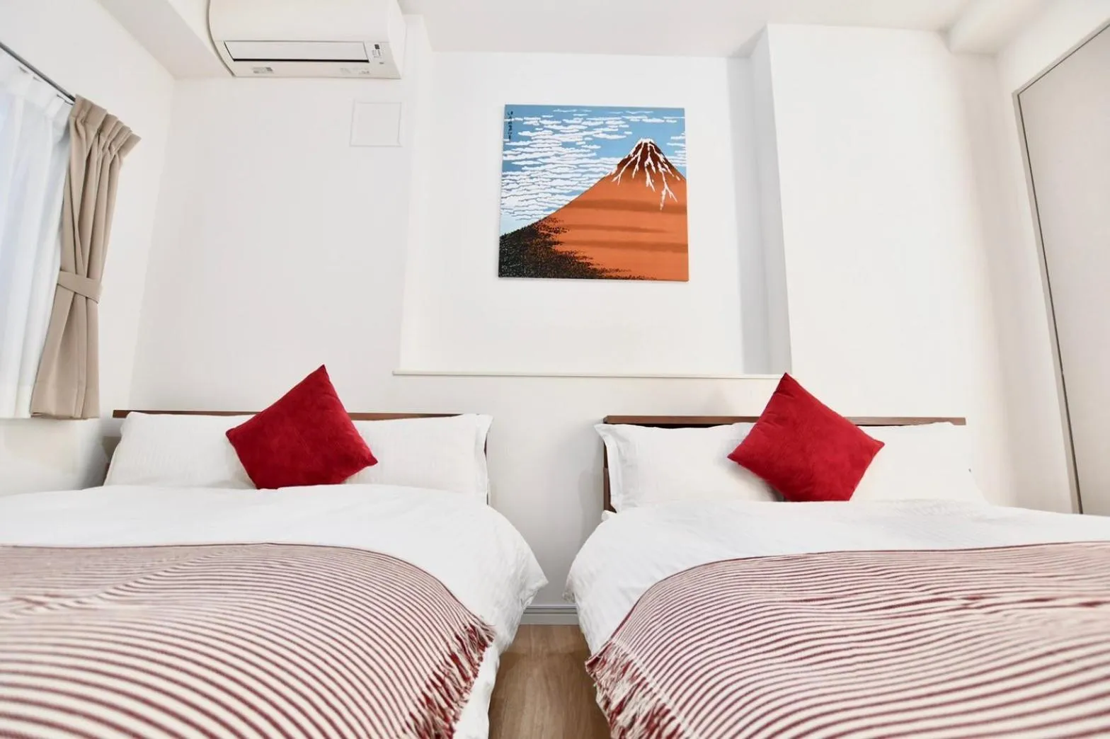 Bed in Riverside Inn Hakata