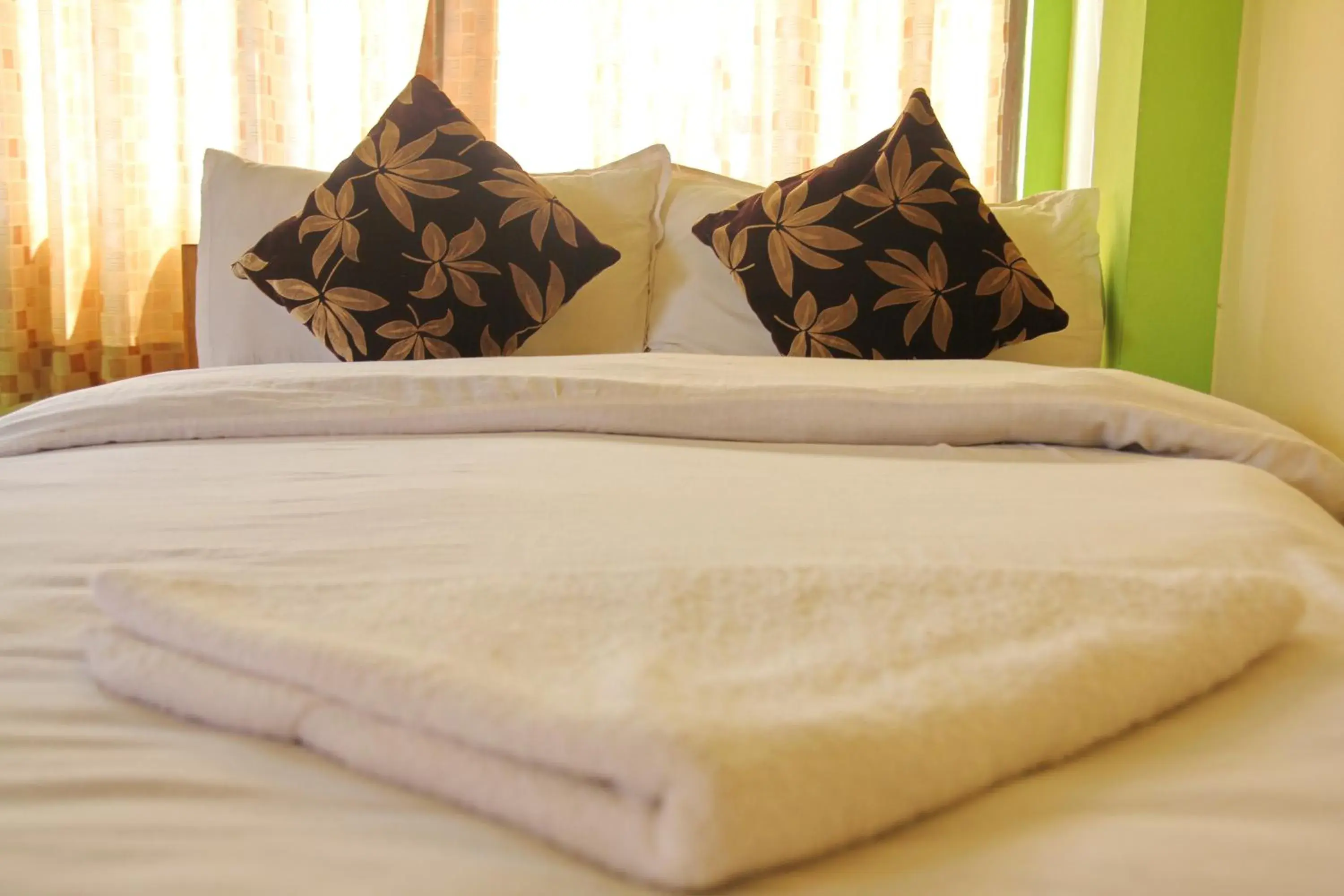 Deluxe Double or Twin Room - single occupancy in Hotel Yala Peak Deluxe Double or Twin Room - single occupancy in Hotel Yala Peak