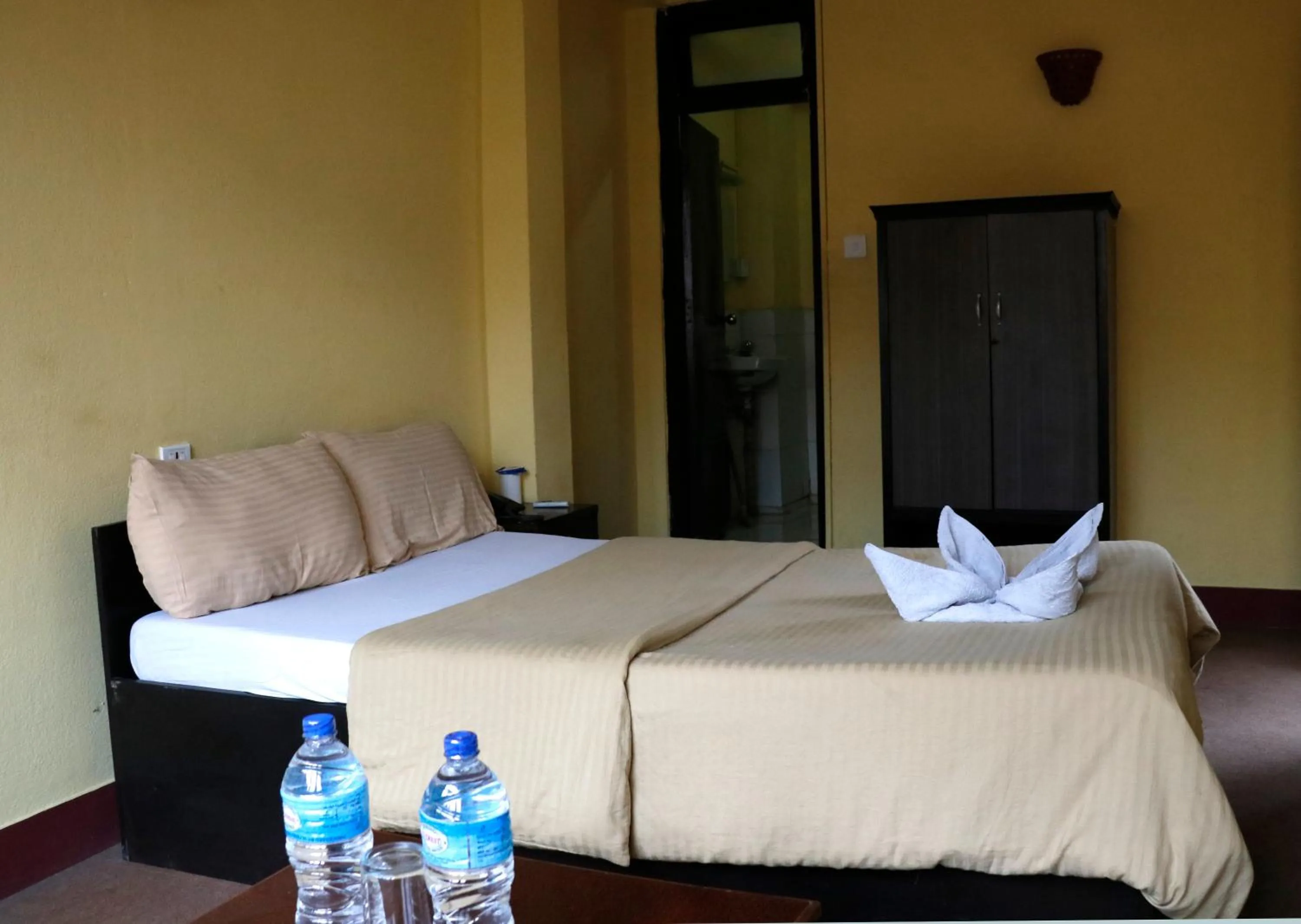 Bed in Hotel Yala Peak