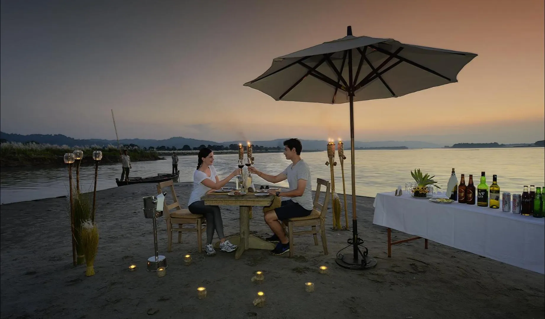 Restaurant/places to eat in Barahi Jungle Lodge