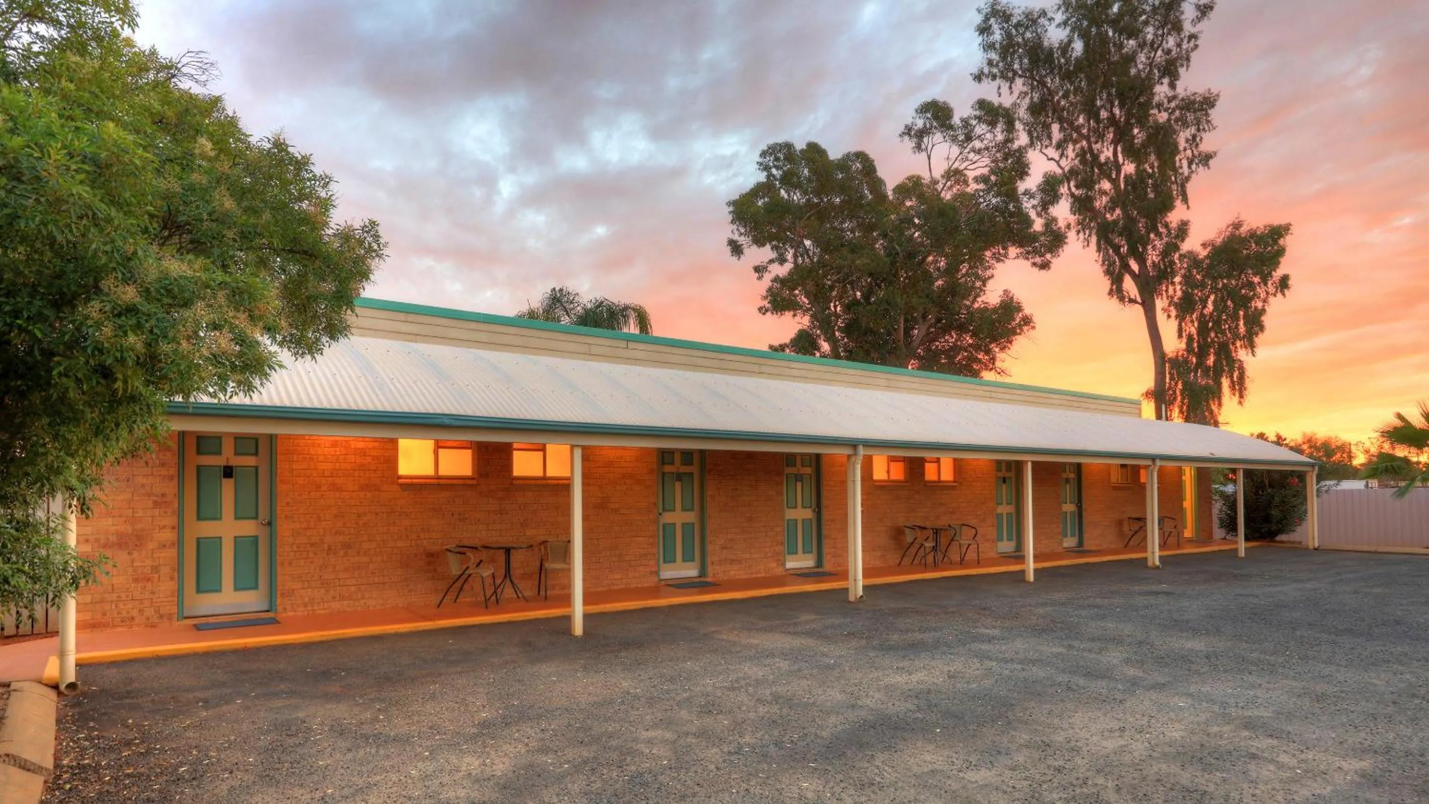 Mulga Country Motor Inn