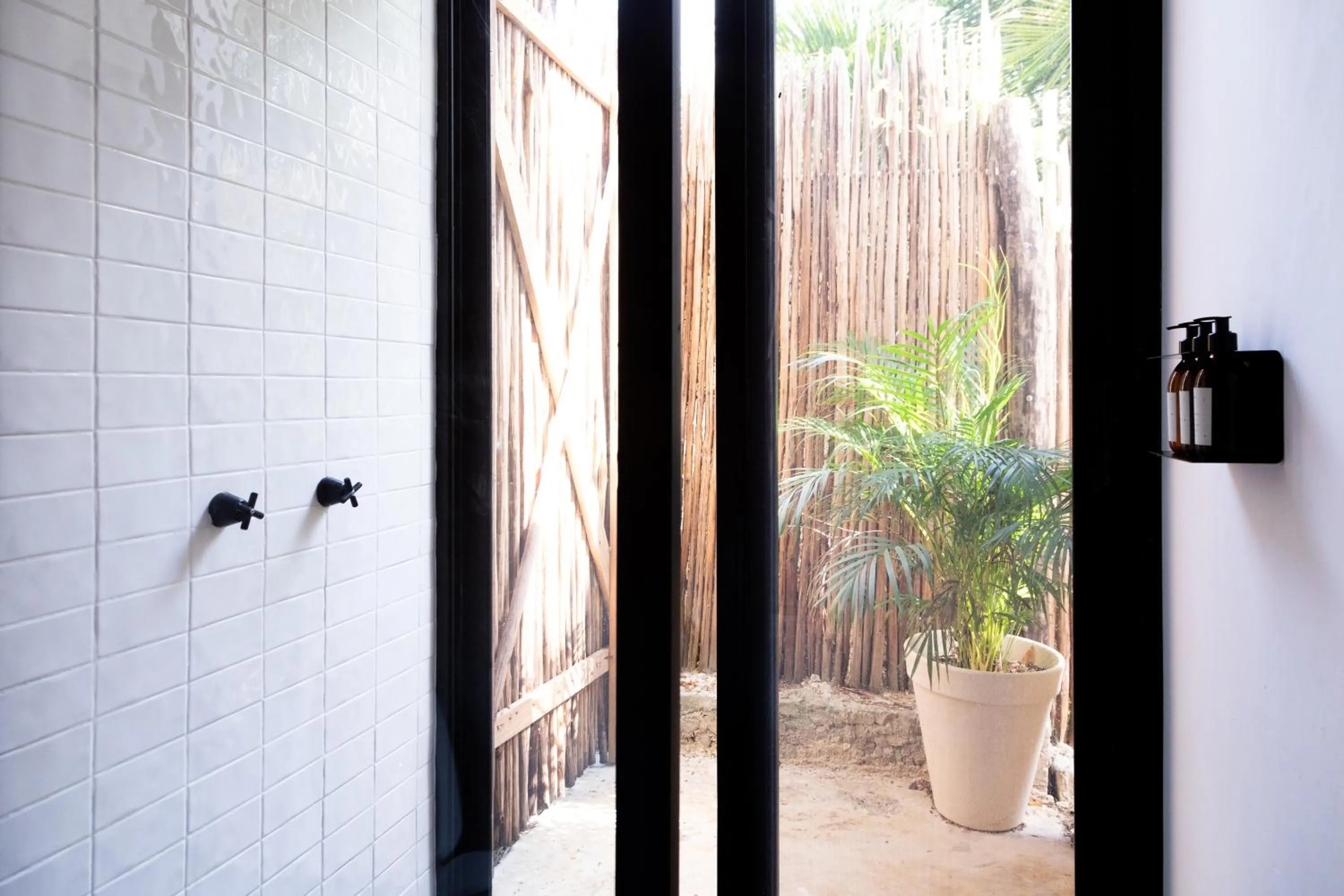 Bathroom in Pucté Bacalar