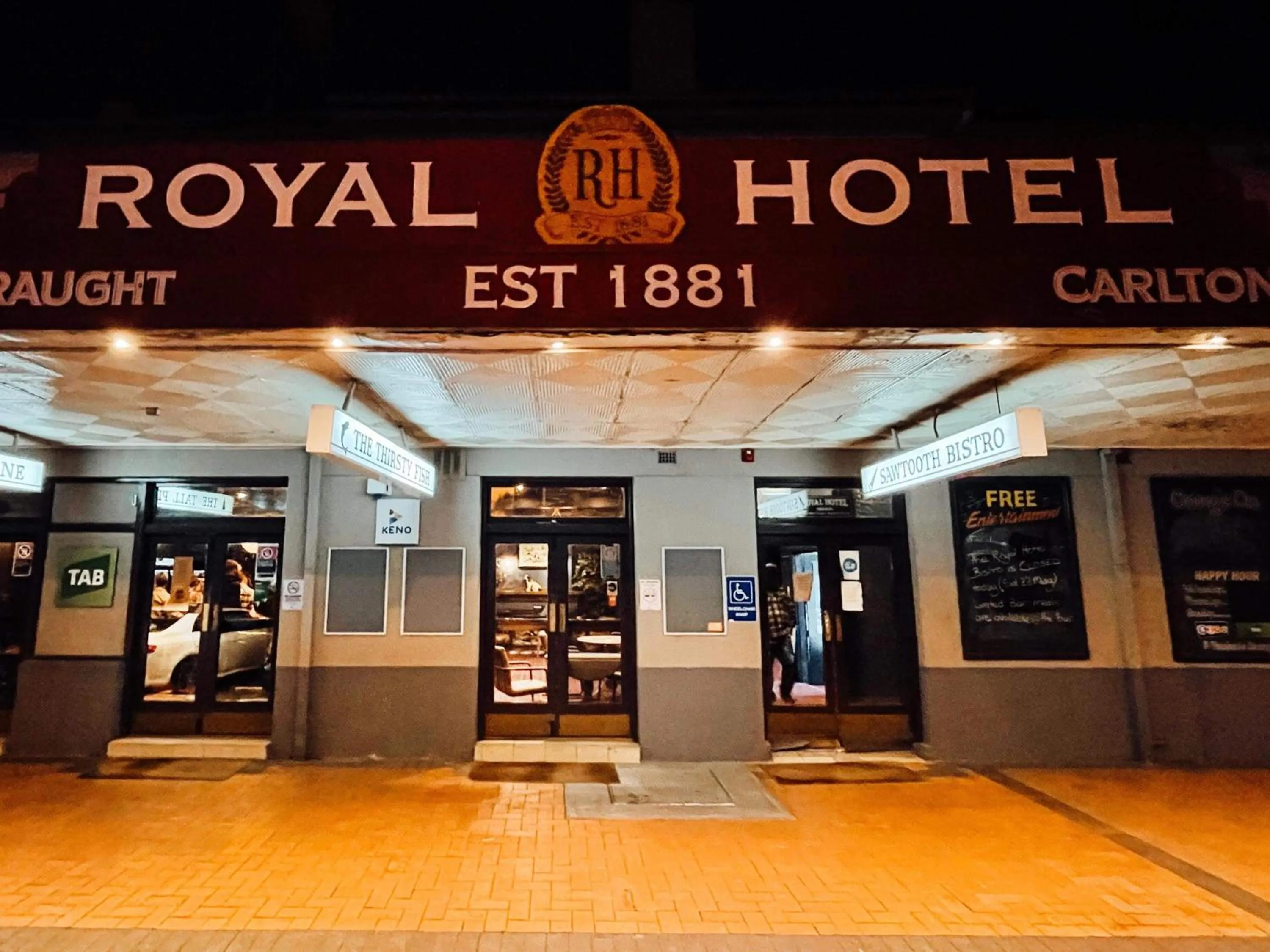 Facade/entrance in Royal Hotel Oberon