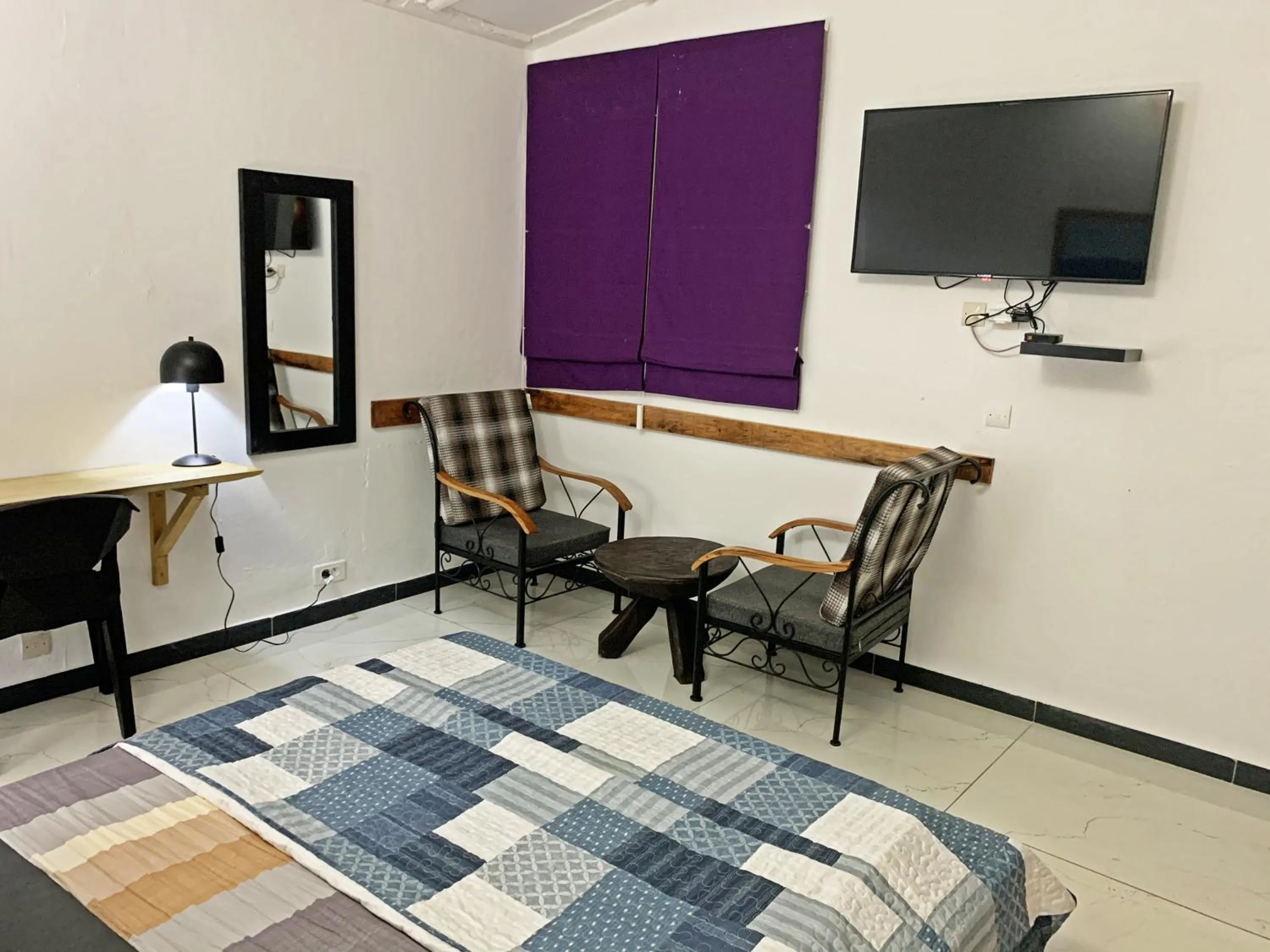 Seating area, Bed in Hotel Blawa