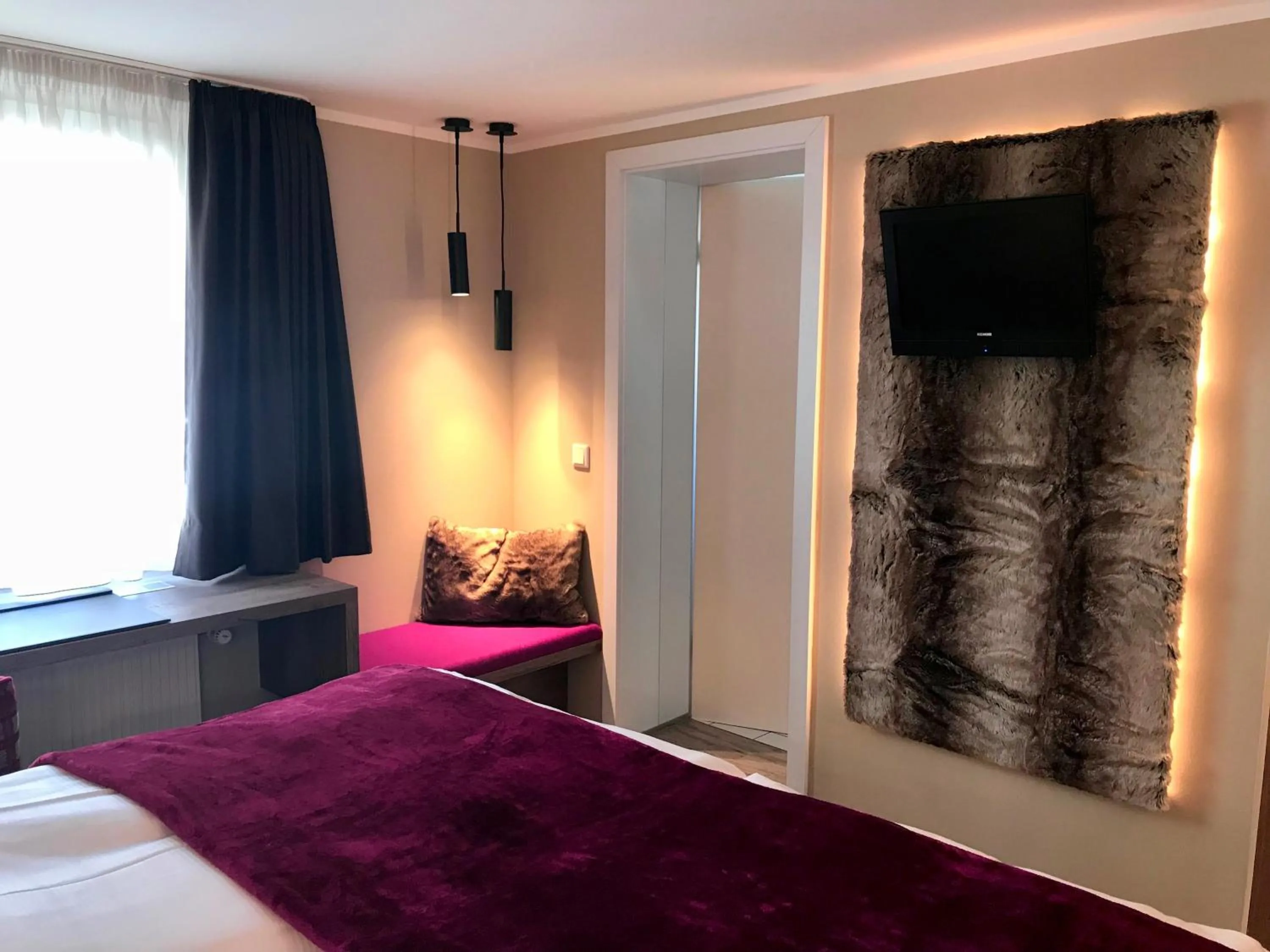 Bed in Romantisches Hotel Menzhausen