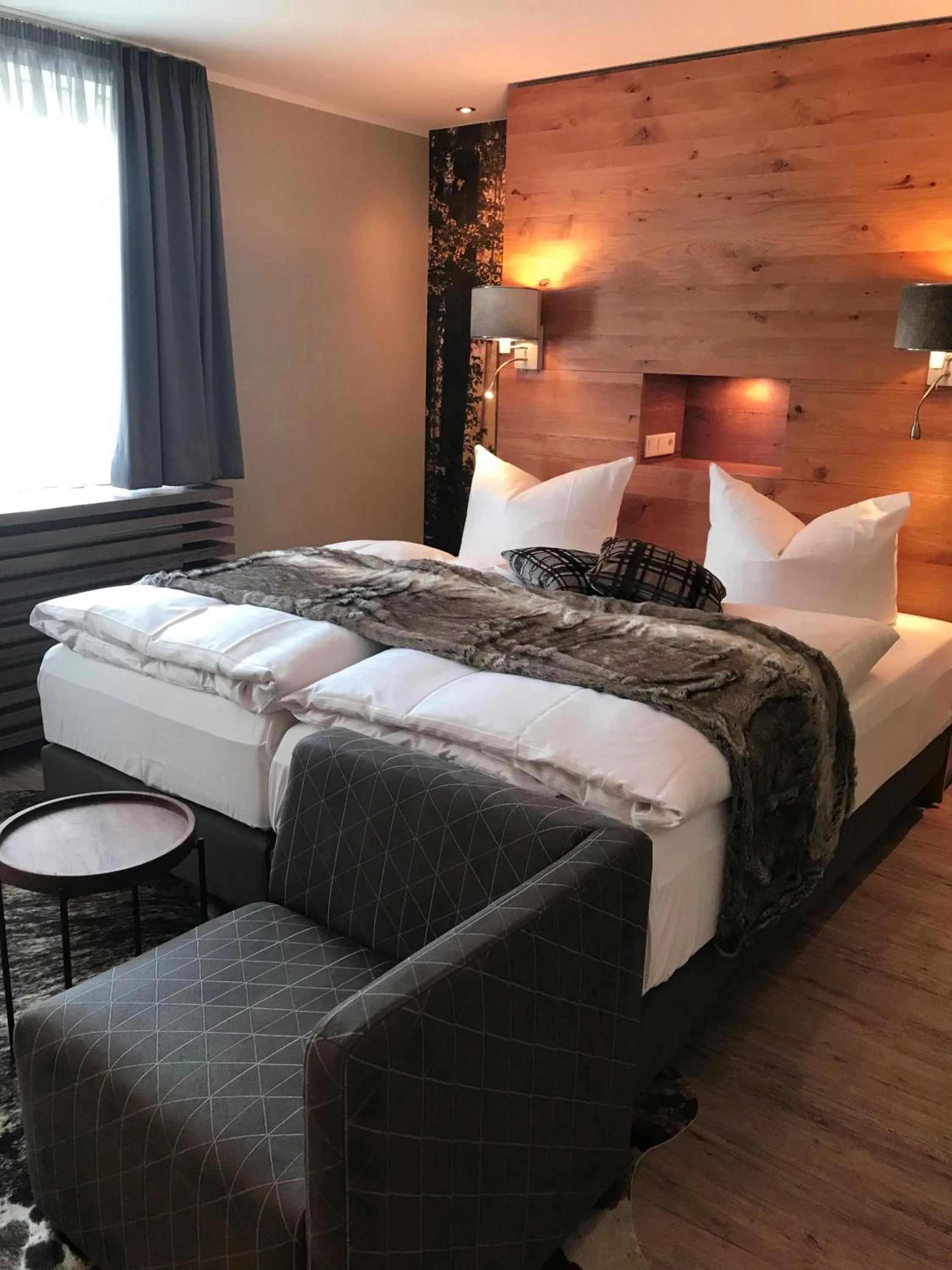 Bed in Romantisches Hotel Menzhausen