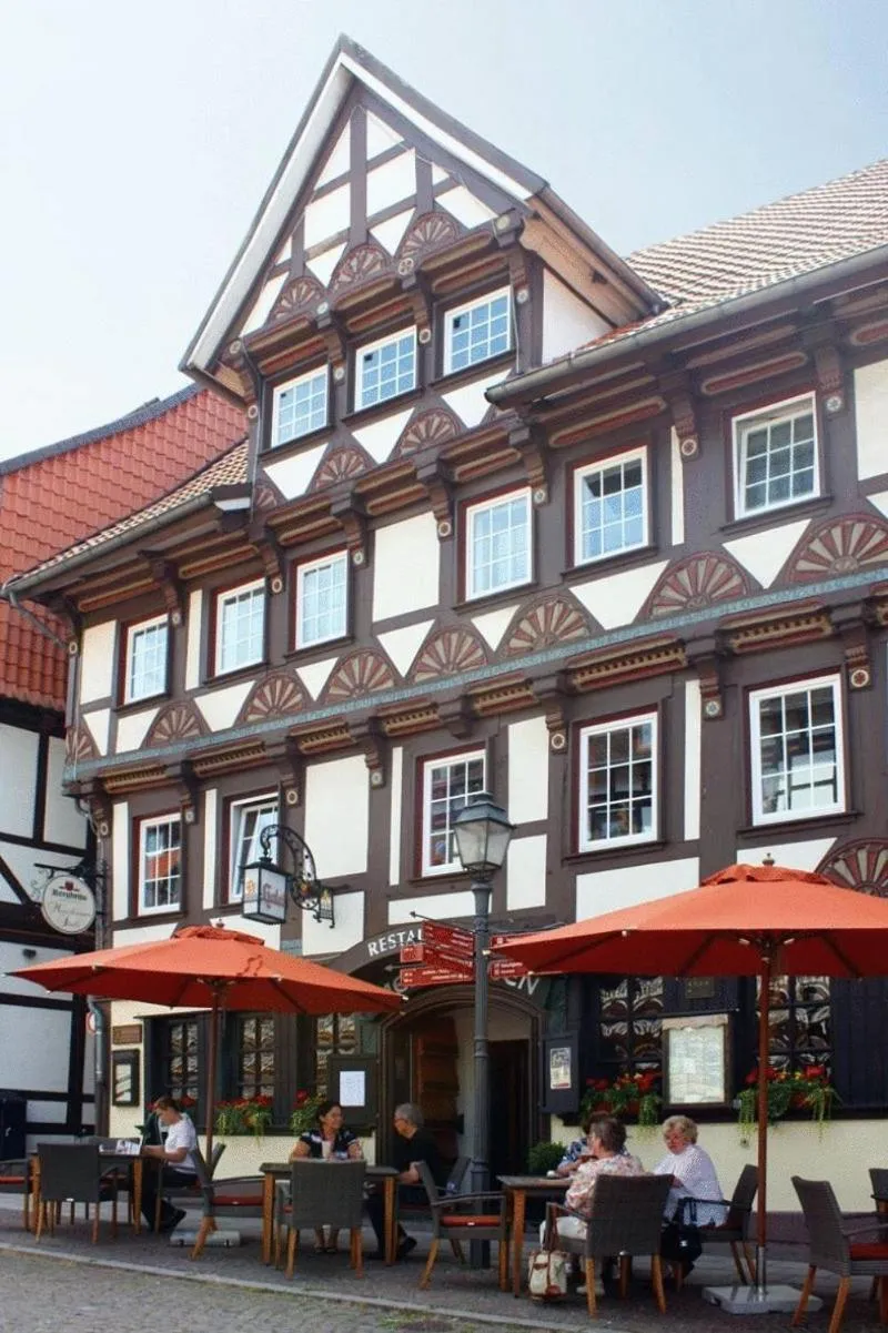Property building in Romantisches Hotel Menzhausen