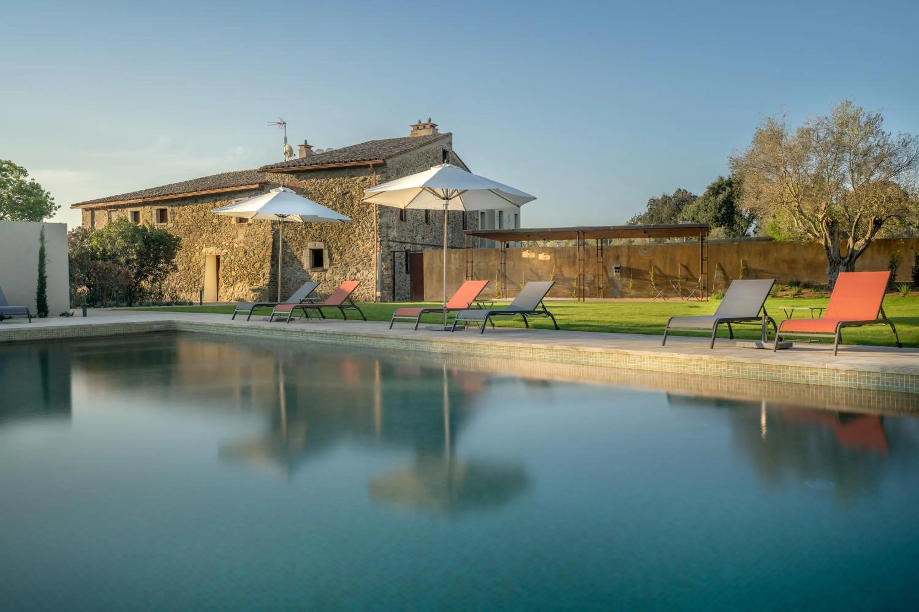 Property building in Hotel Mas del Sol