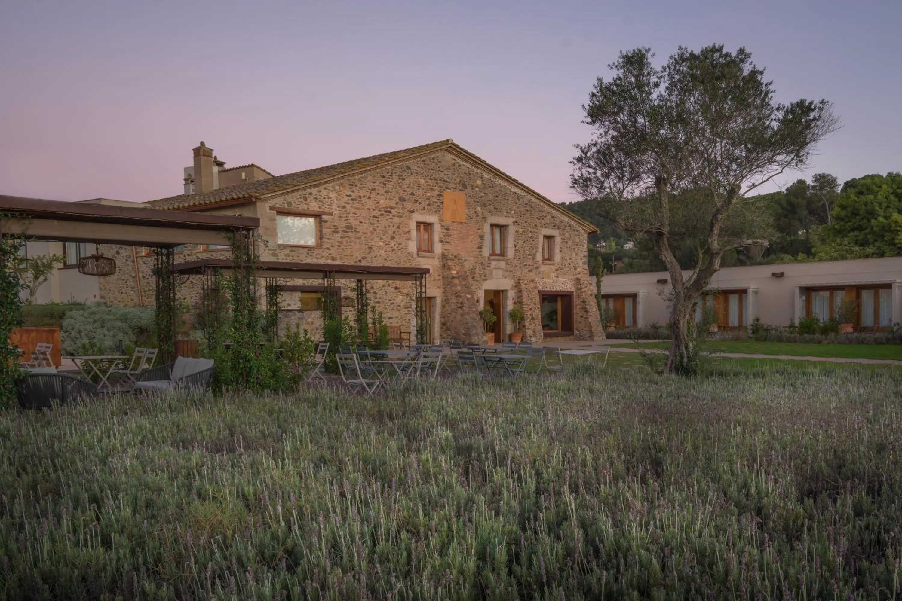 Property building in Hotel Mas del Sol