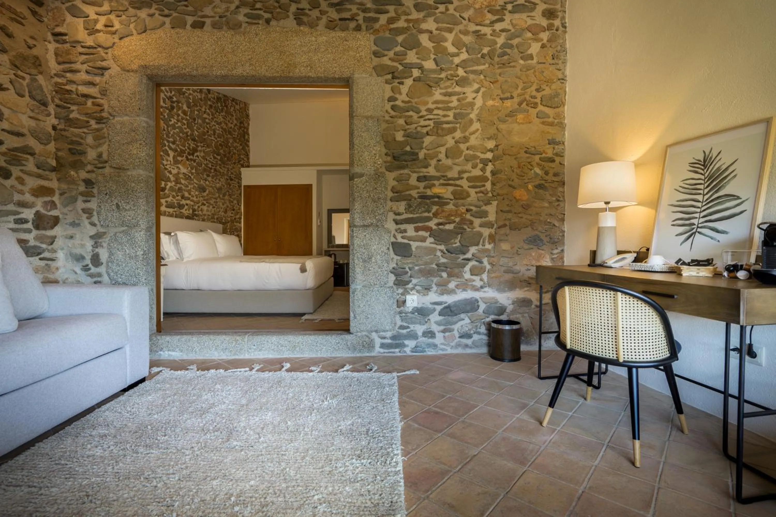 Living room, Bed in Hotel Mas del Sol