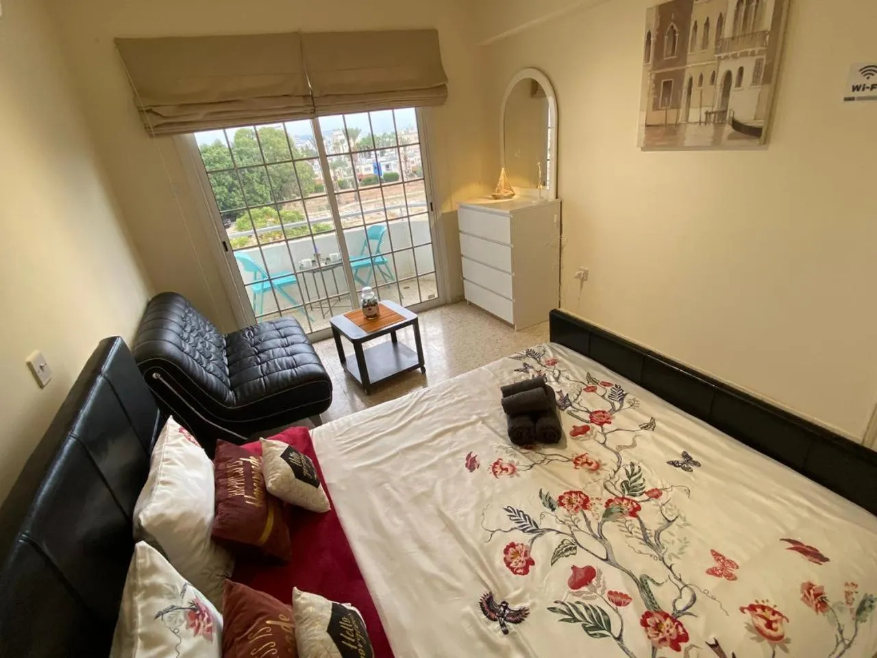 Bedroom, Bed in Larnaca Comfort Rooms With Smart TV & Netflix