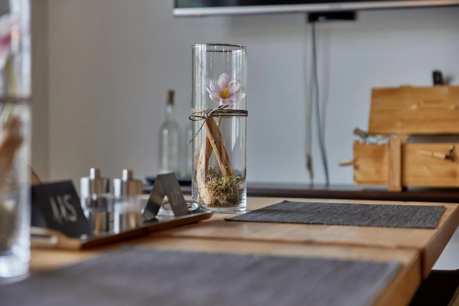 Restaurant/places to eat in Moselhotel Weinhaus Simon `Sauna`Restaurant`ELadesäule