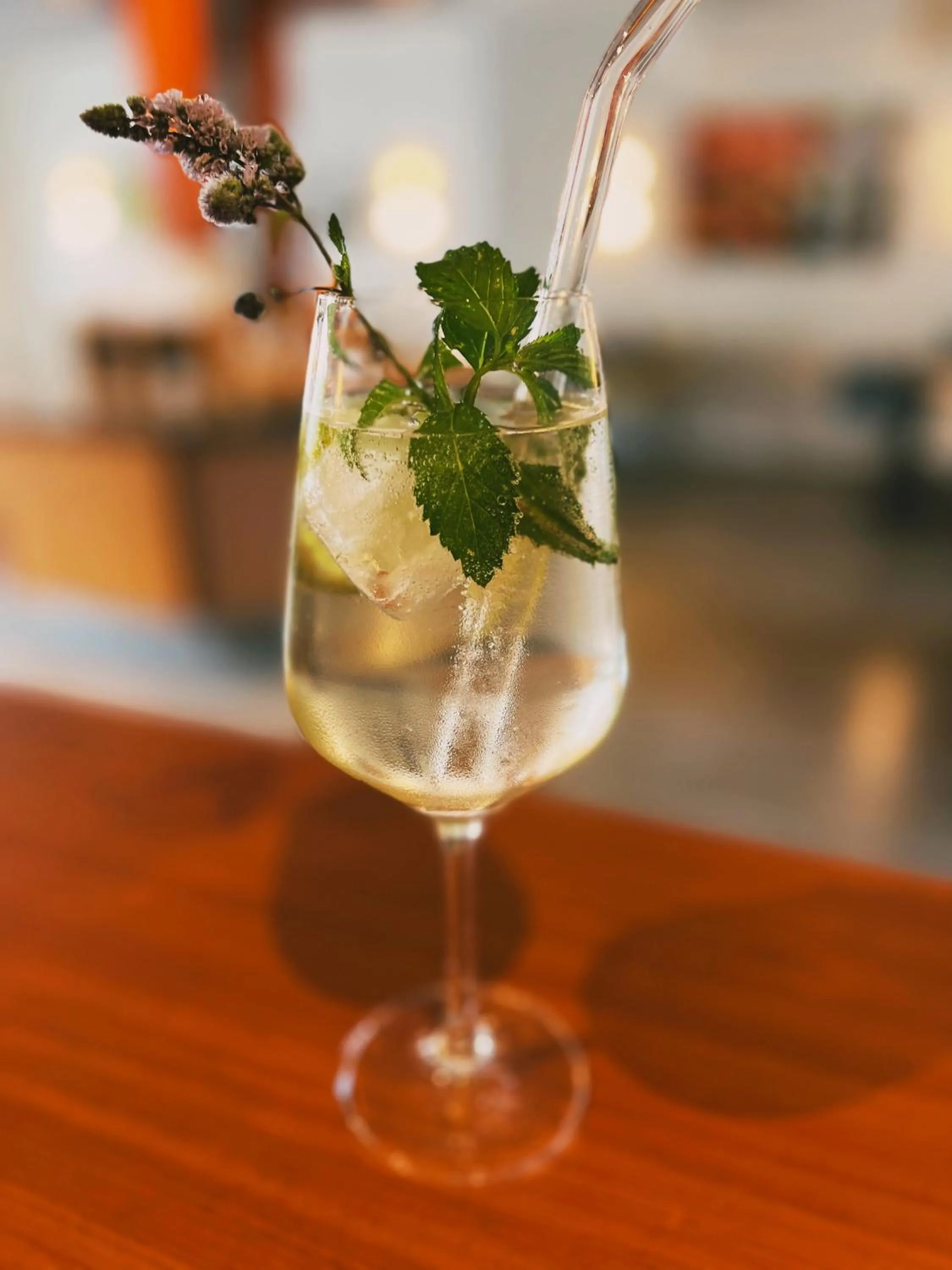 Restaurant/places to eat in Moselhotel Weinhaus Simon `Sauna`Restaurant`ELadesäule