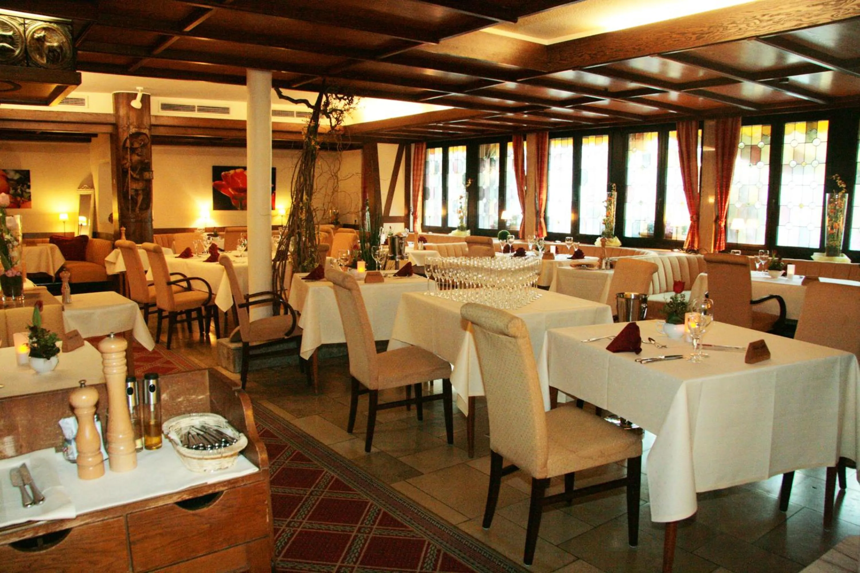 Restaurant/places to eat in Hotel Kempf